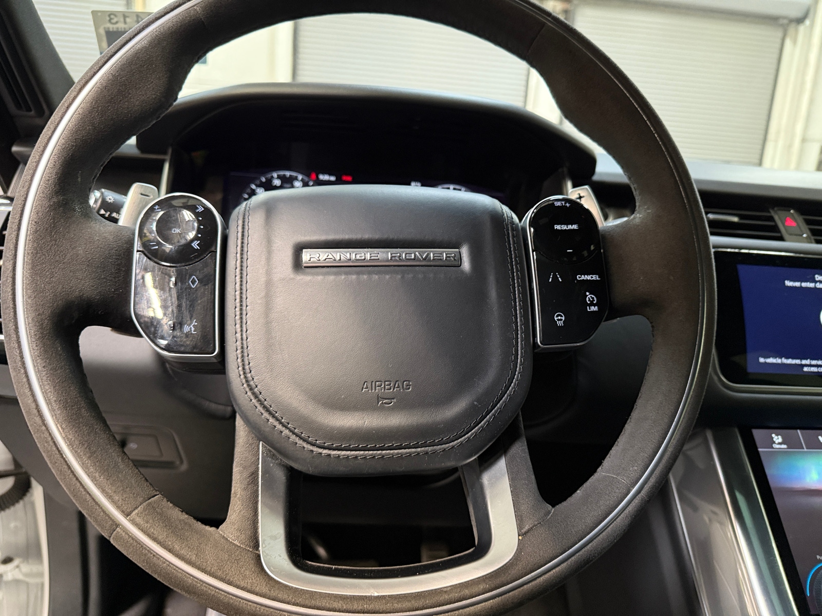Thumbnail: 2022 Land Rover Range Rover Sport - 4