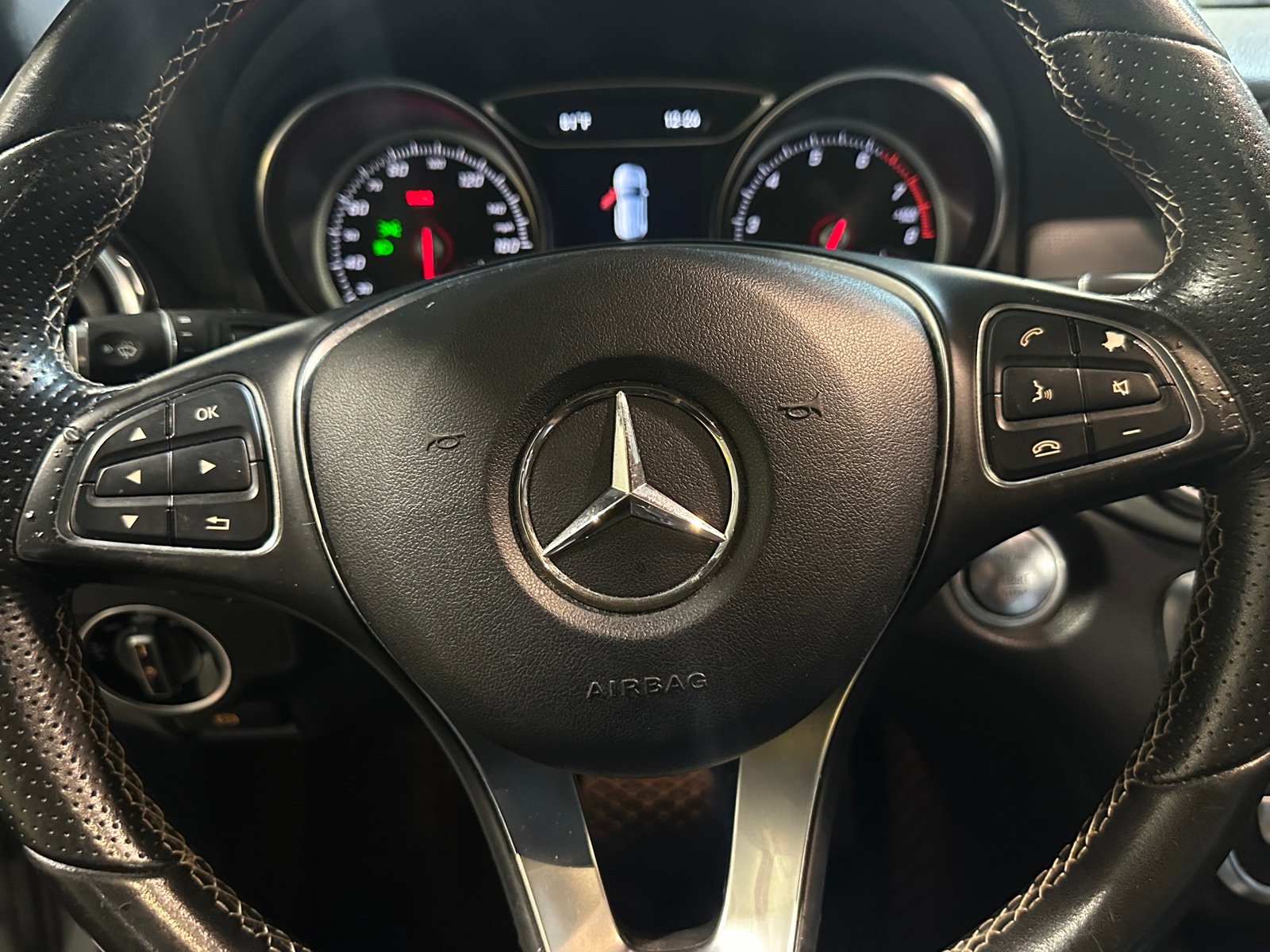 Thumbnail: 2018 Mercedes-Benz GLA - 4