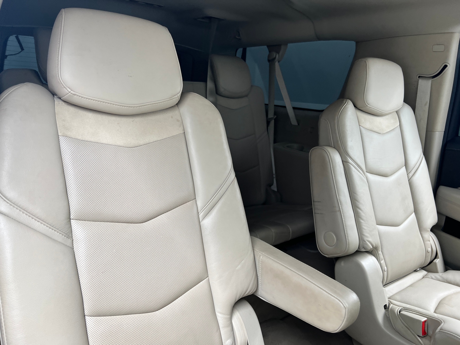 Thumbnail: 2019 Cadillac Escalade - 5