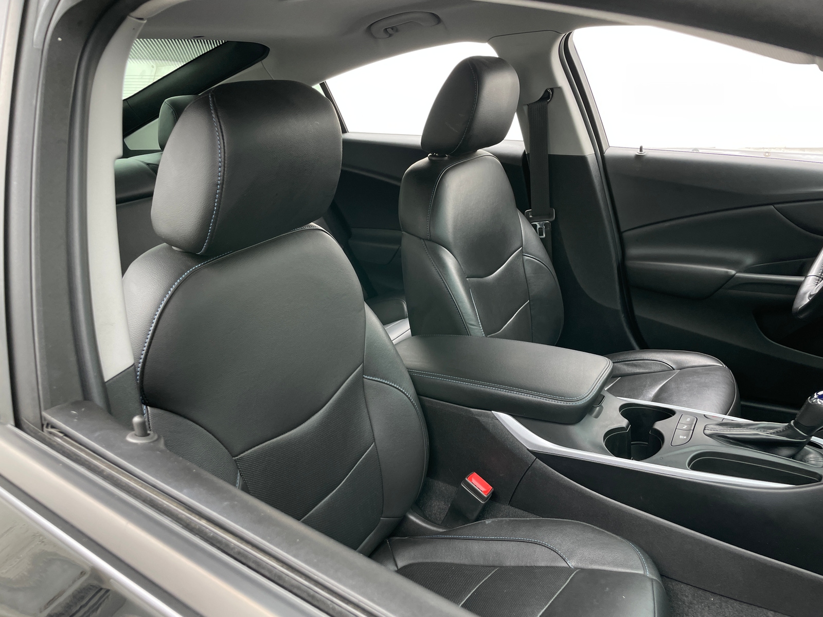 Thumbnail: 2018 Chevrolet Volt - 2