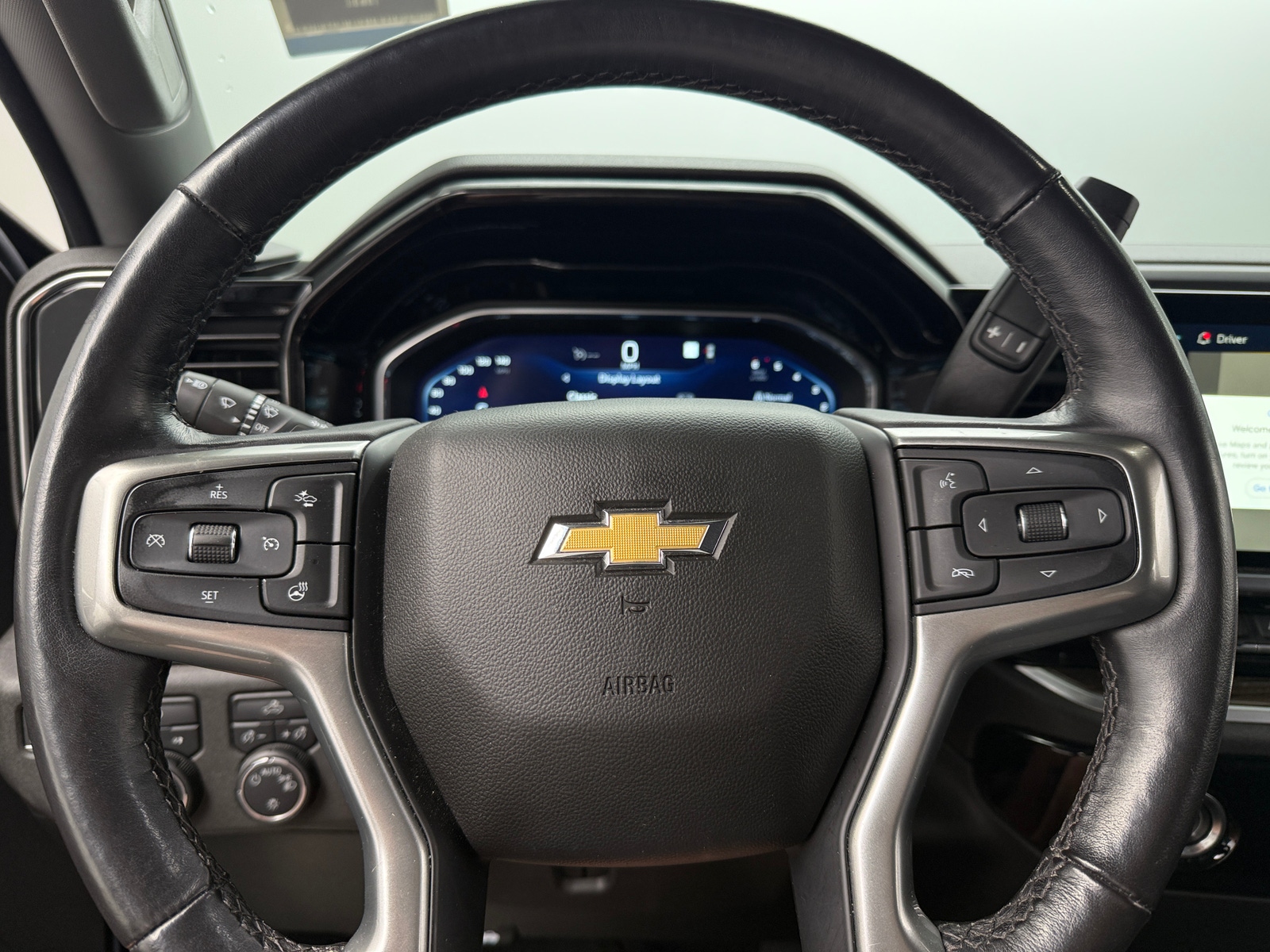 Thumbnail: 2022 Chevrolet Silverado 1500 - 5