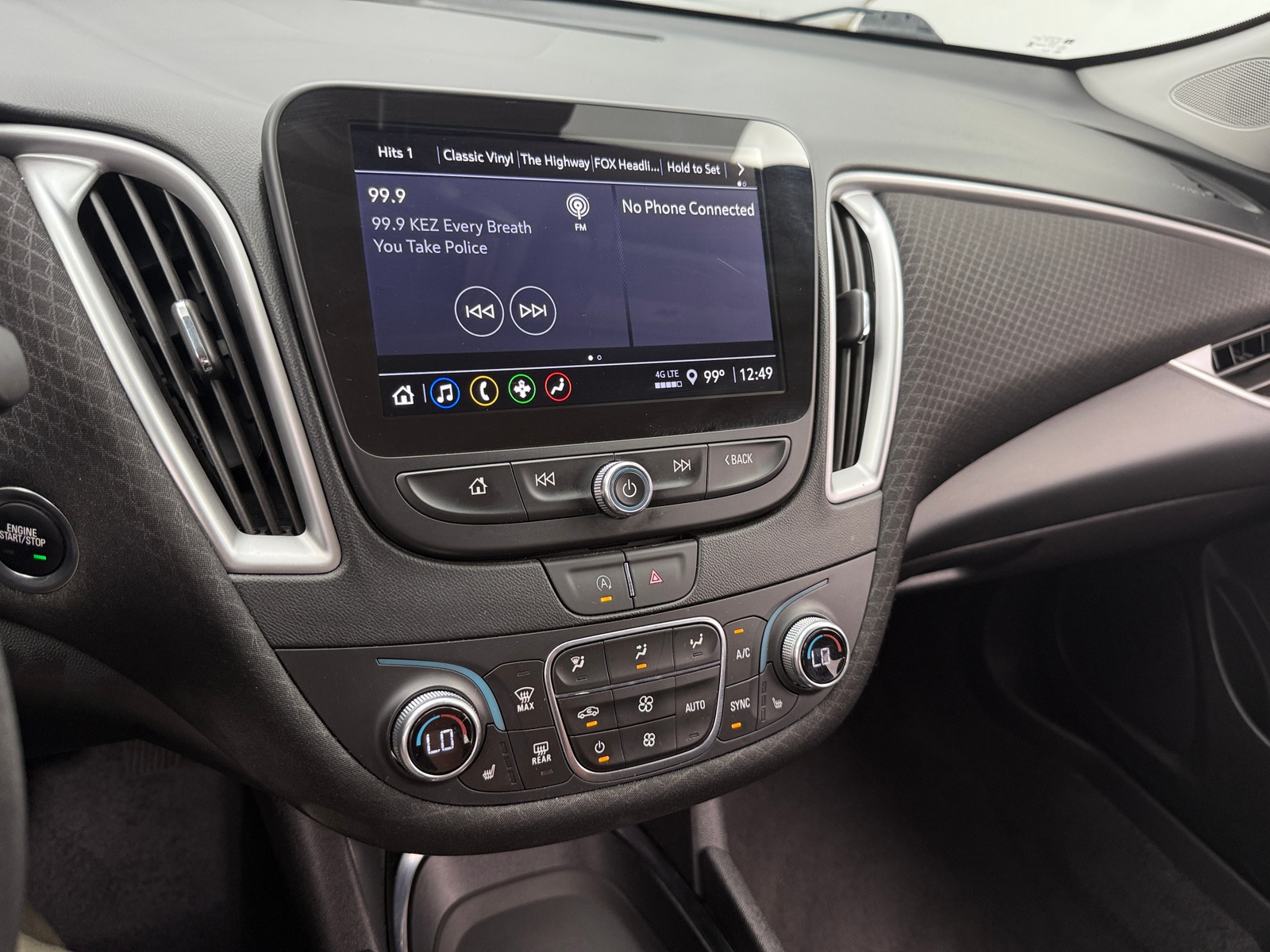 Thumbnail: 2024 Chevrolet Malibu - 4