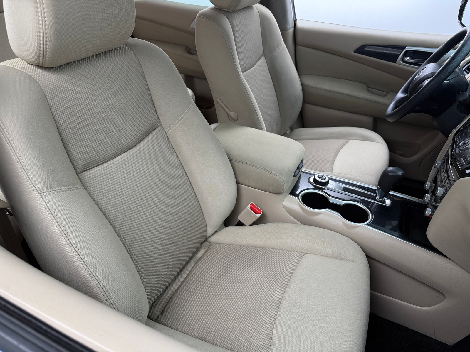 Thumbnail: 2017 Nissan Pathfinder - 2