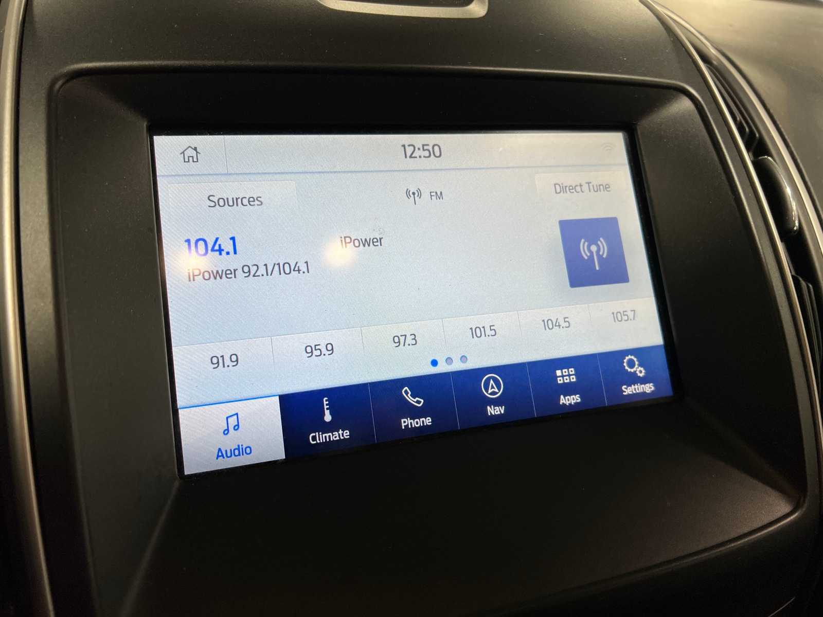 Thumbnail: 2020 Ford Edge - 3