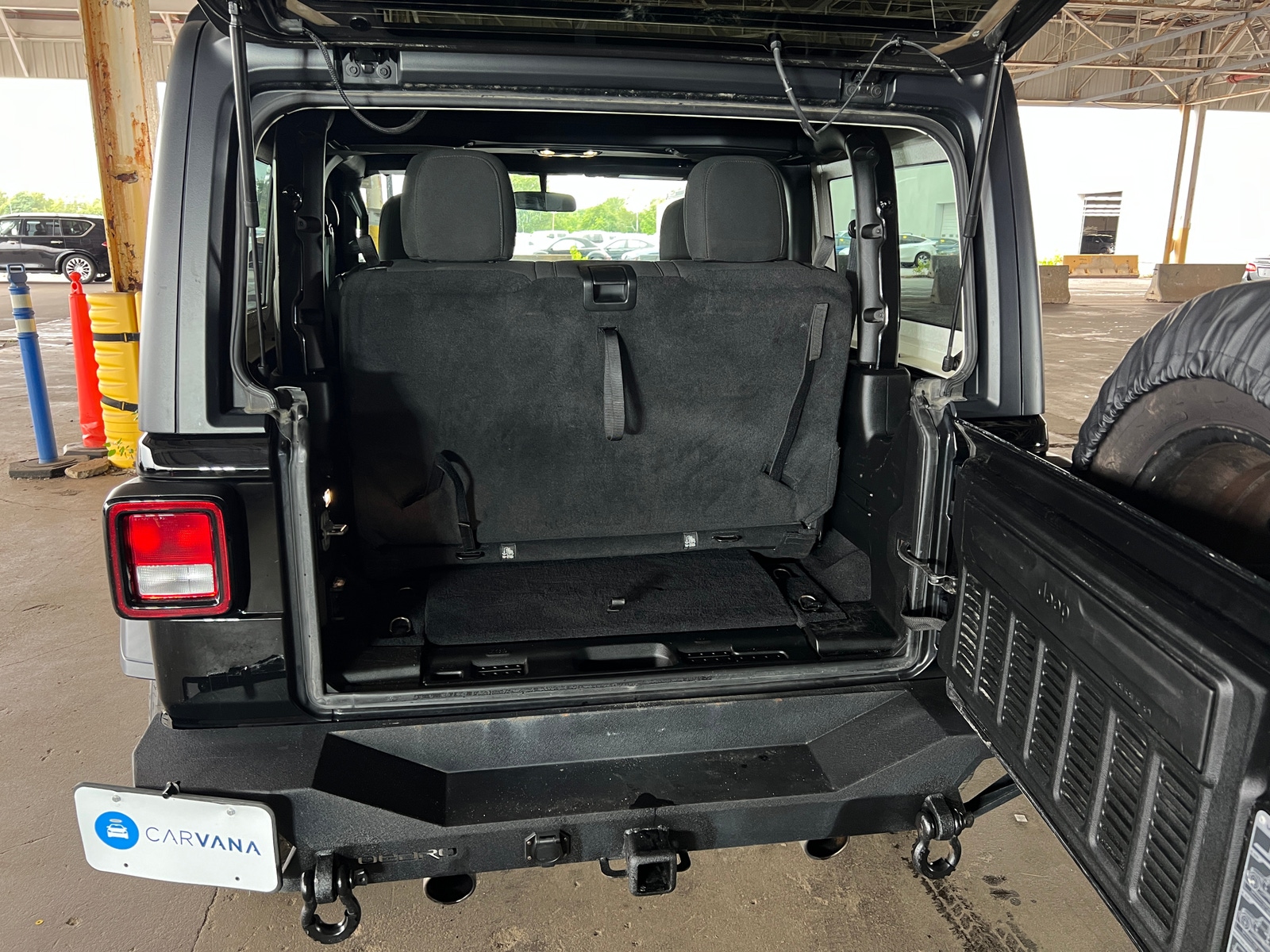 Thumbnail: 2020 Jeep Wrangler - 7
