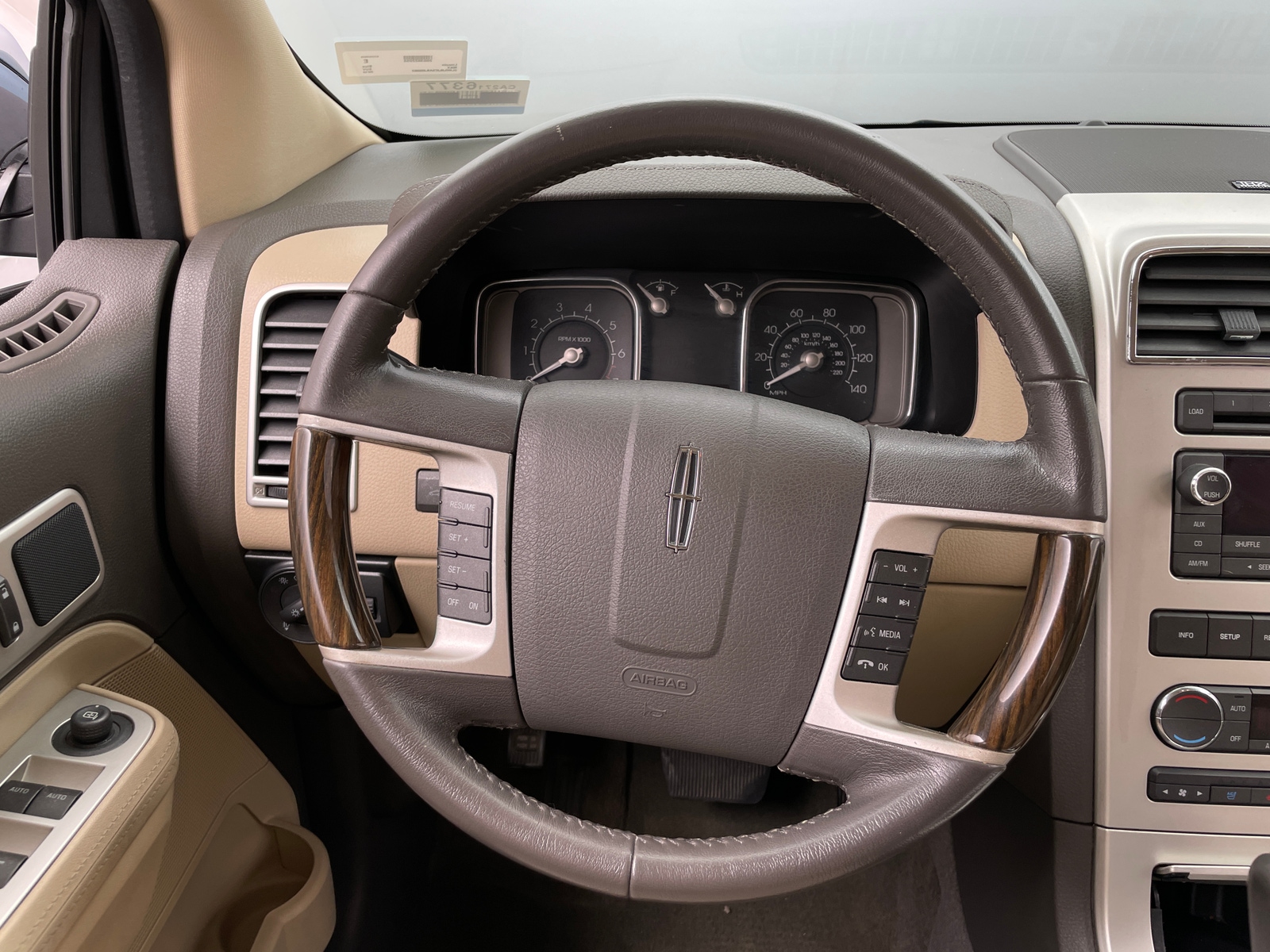 Thumbnail: 2010 Lincoln MKX - 4