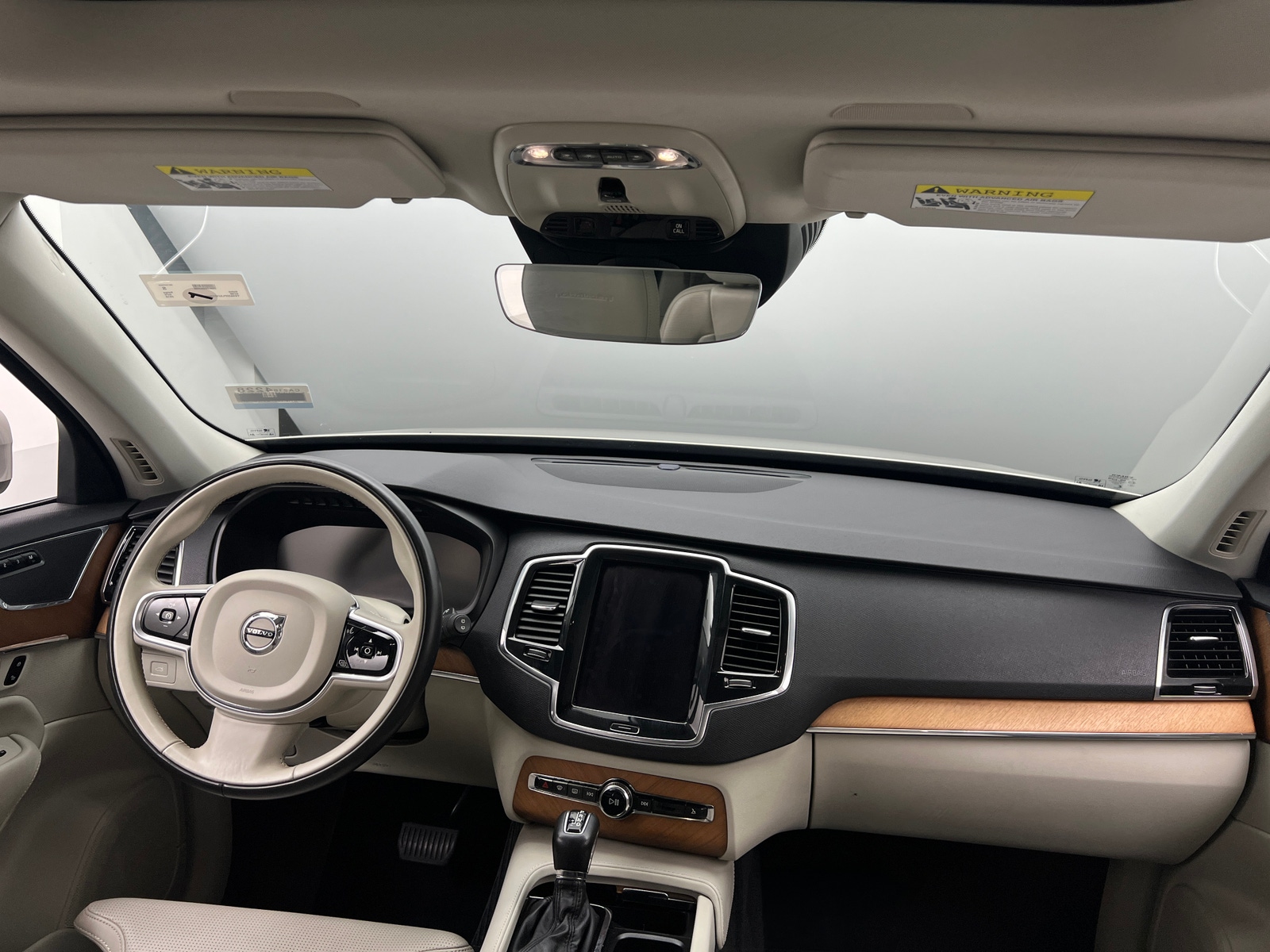 Thumbnail: 2018 Volvo XC90 - 2