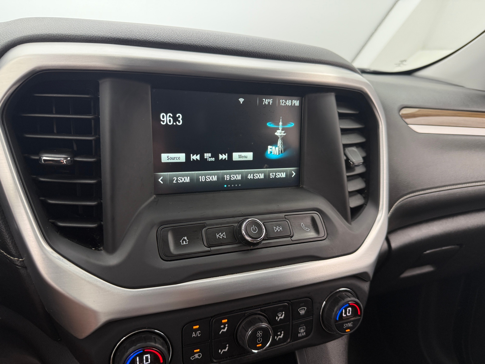 Thumbnail: 2019 GMC Acadia - 4