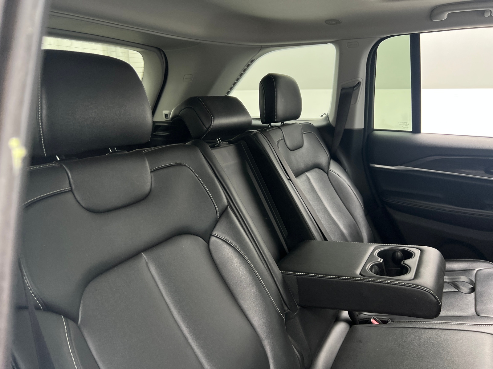 Thumbnail: 2023 Jeep Grand Cherokee - 5