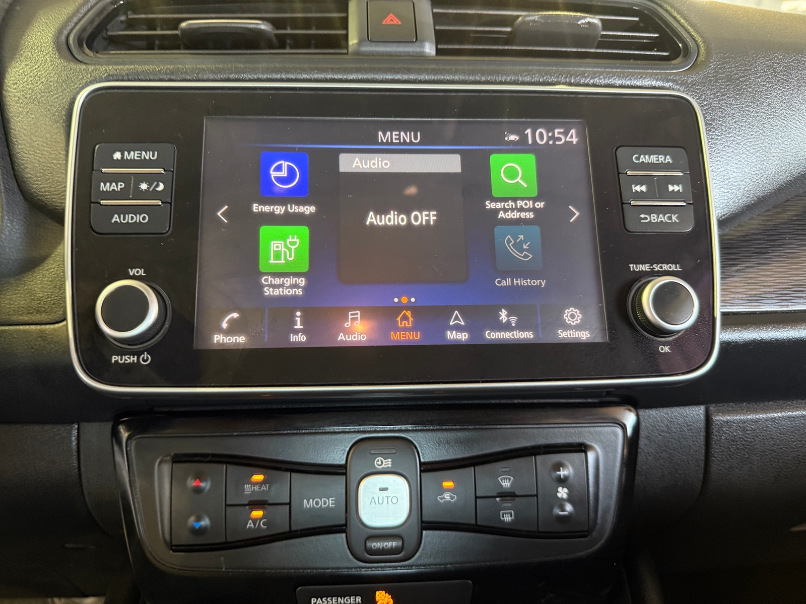 Thumbnail: 2024 Nissan Leaf - 4