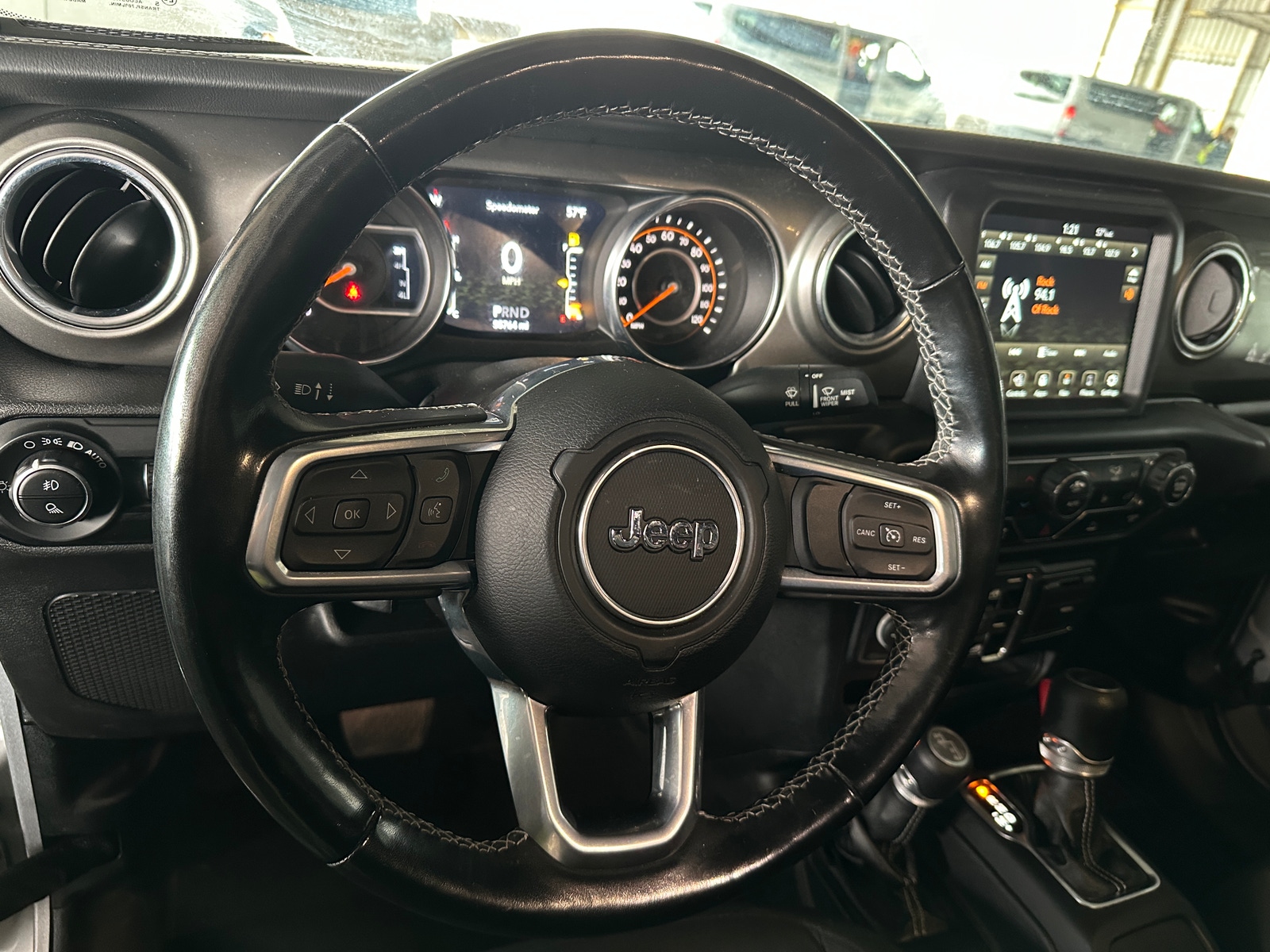 Thumbnail: 2021 Jeep Gladiator - 5