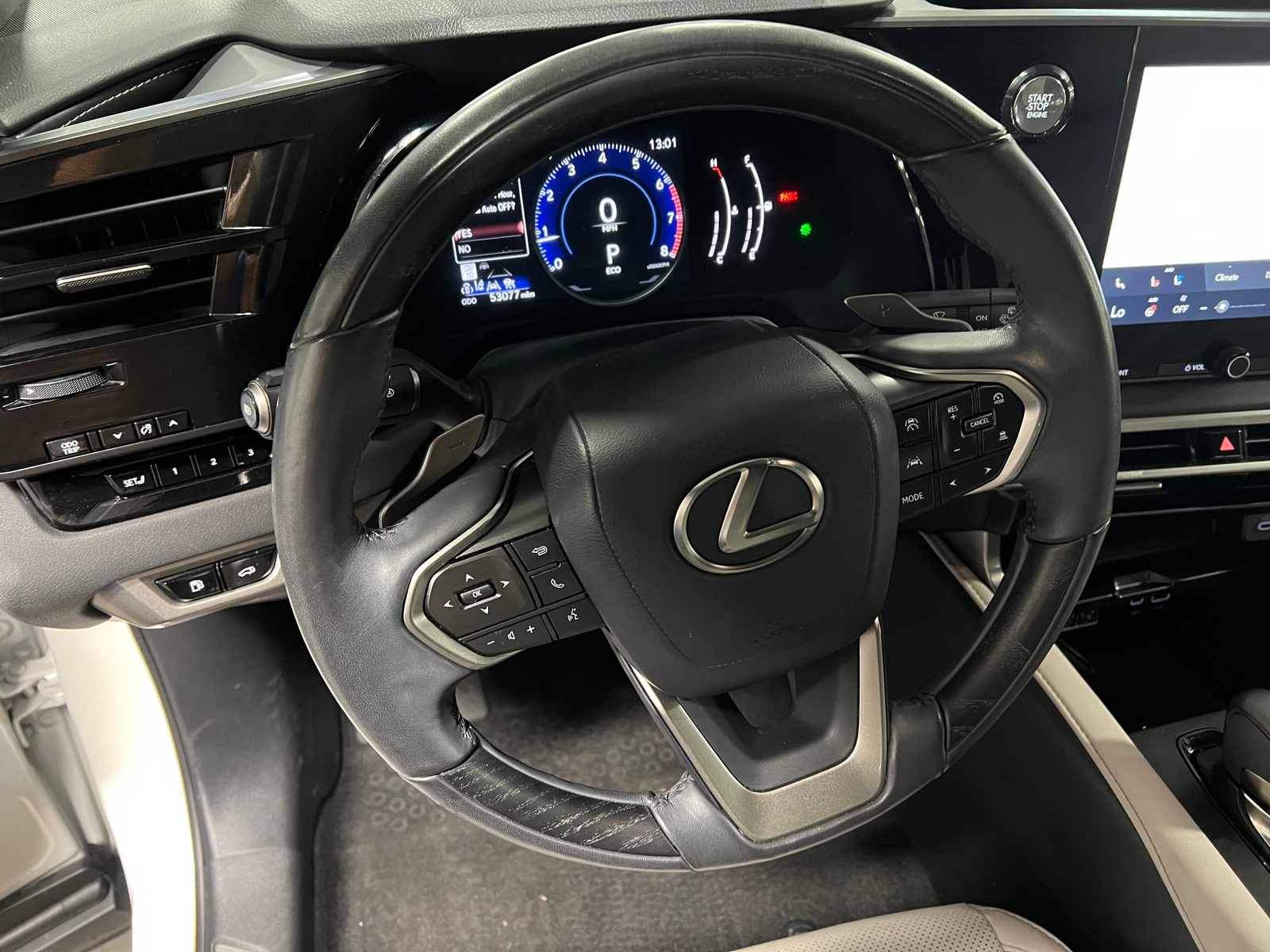 Thumbnail: 2023 Lexus RX - 4