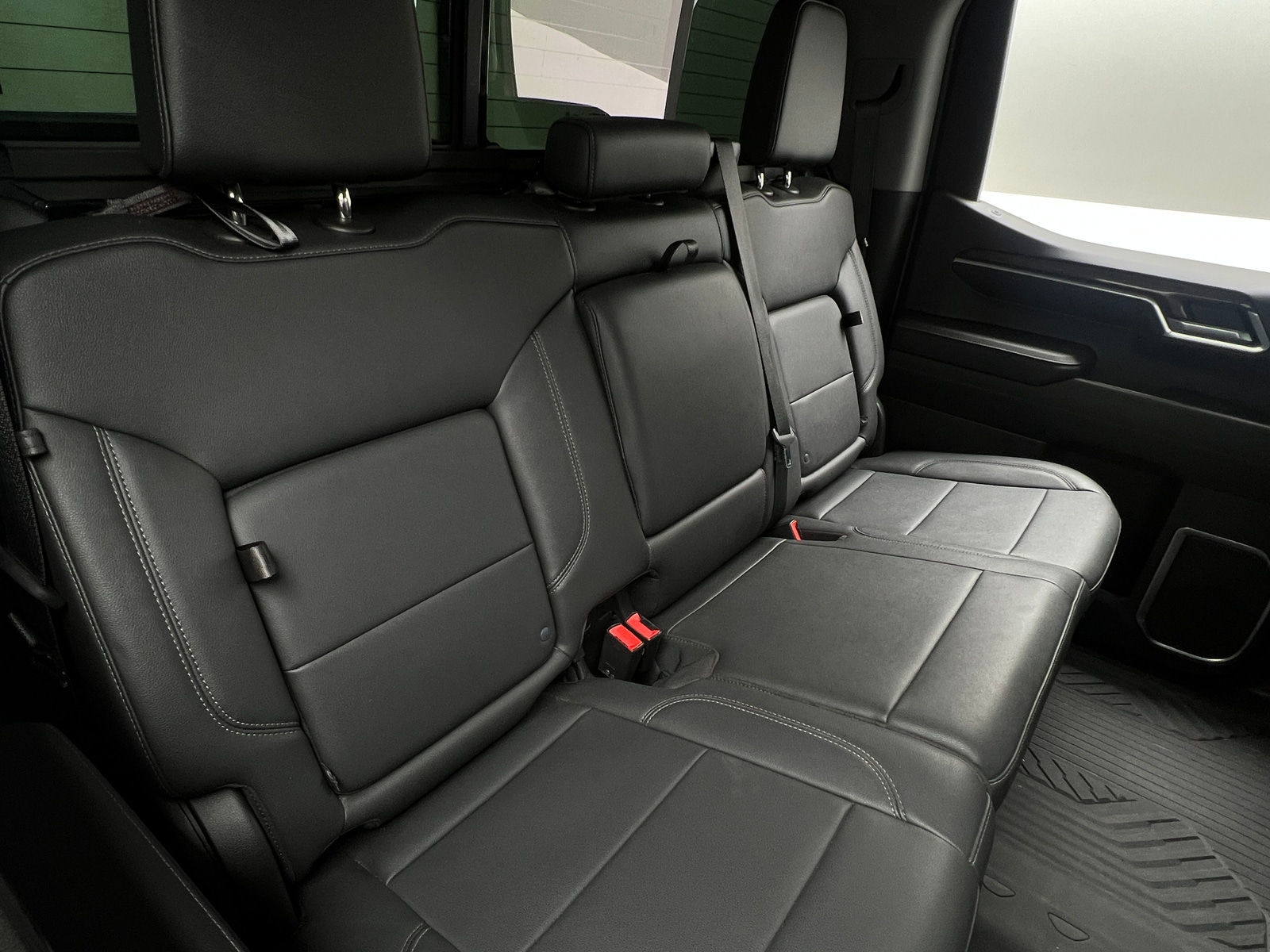 Thumbnail: 2022 Chevrolet Silverado 1500 - 6