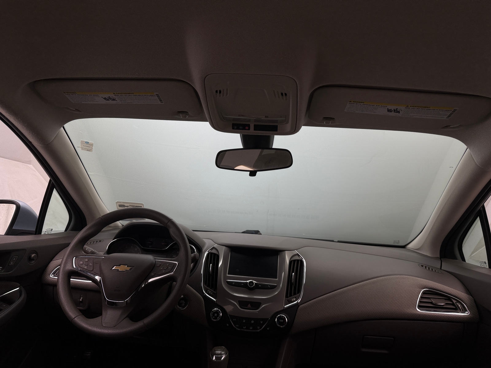 Thumbnail: 2017 Chevrolet Cruze - 3