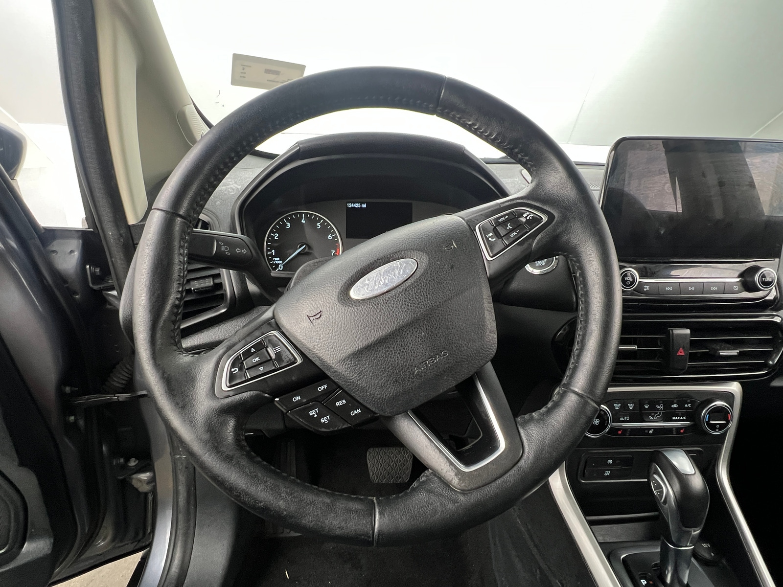 Thumbnail: 2019 Ford EcoSport - 4