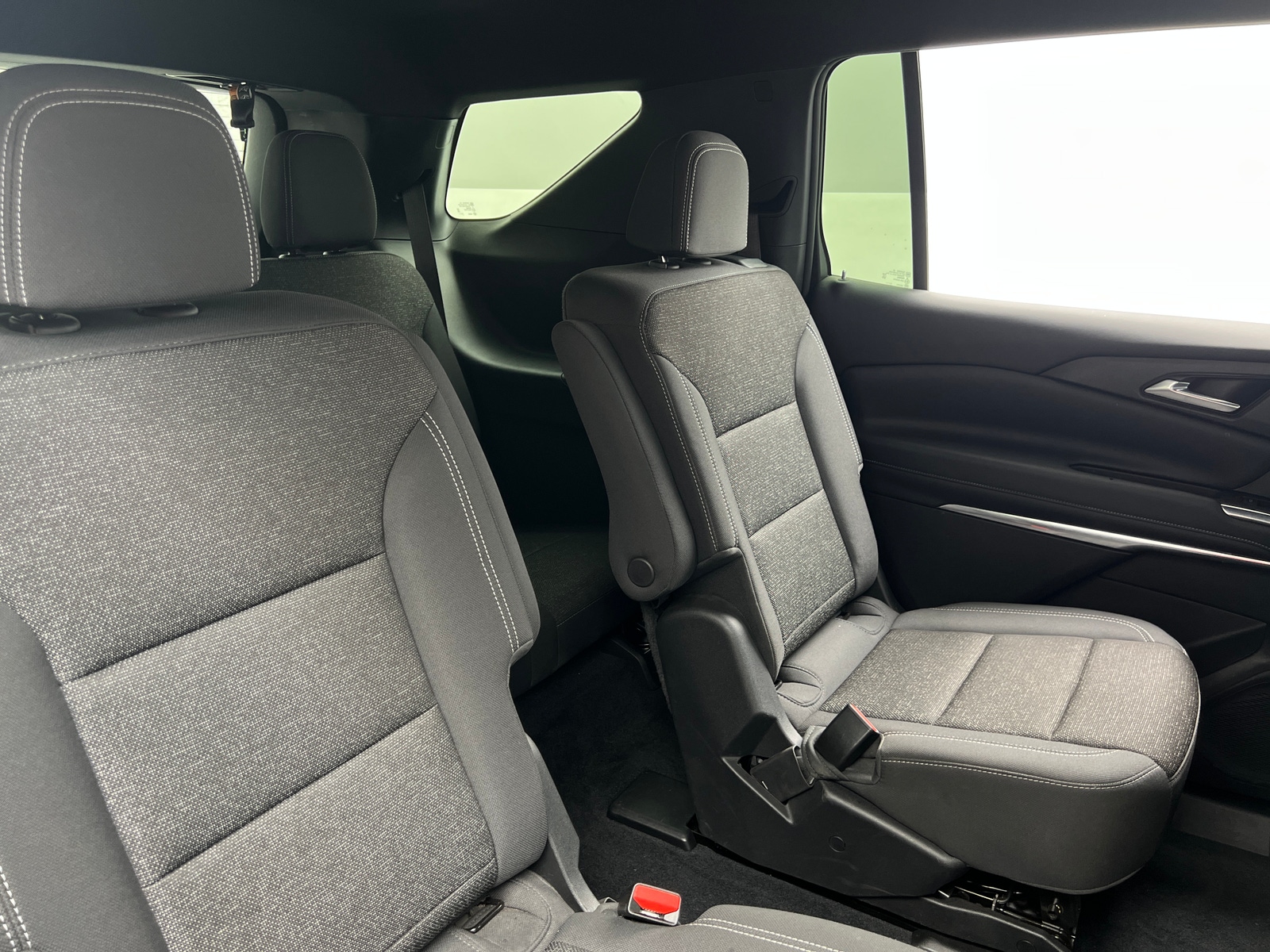 Thumbnail: 2025 Chevrolet Traverse - 6