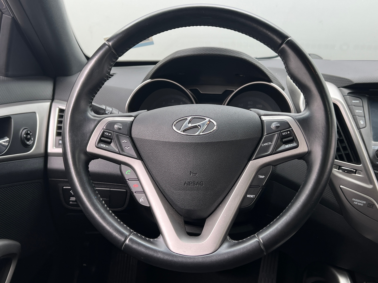 Thumbnail: 2017 Hyundai Veloster - 5