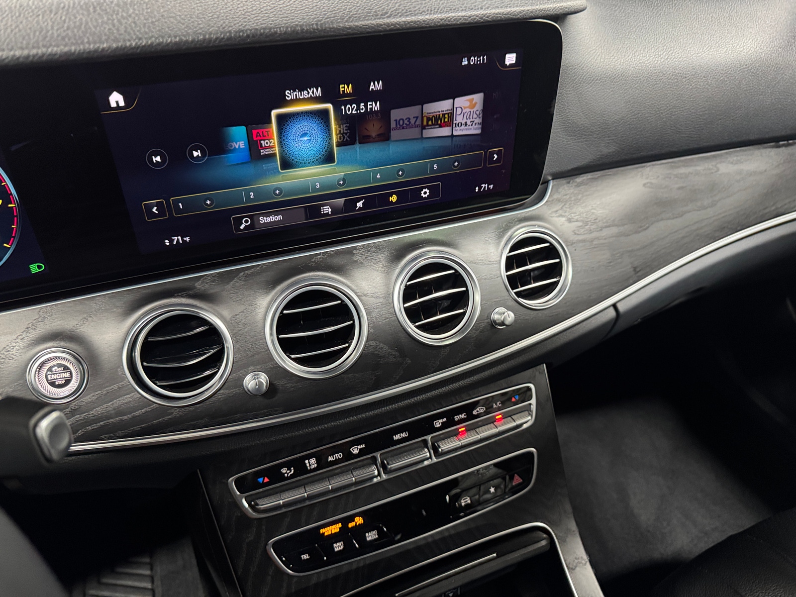 Thumbnail: 2021 Mercedes-Benz E-Class - 3