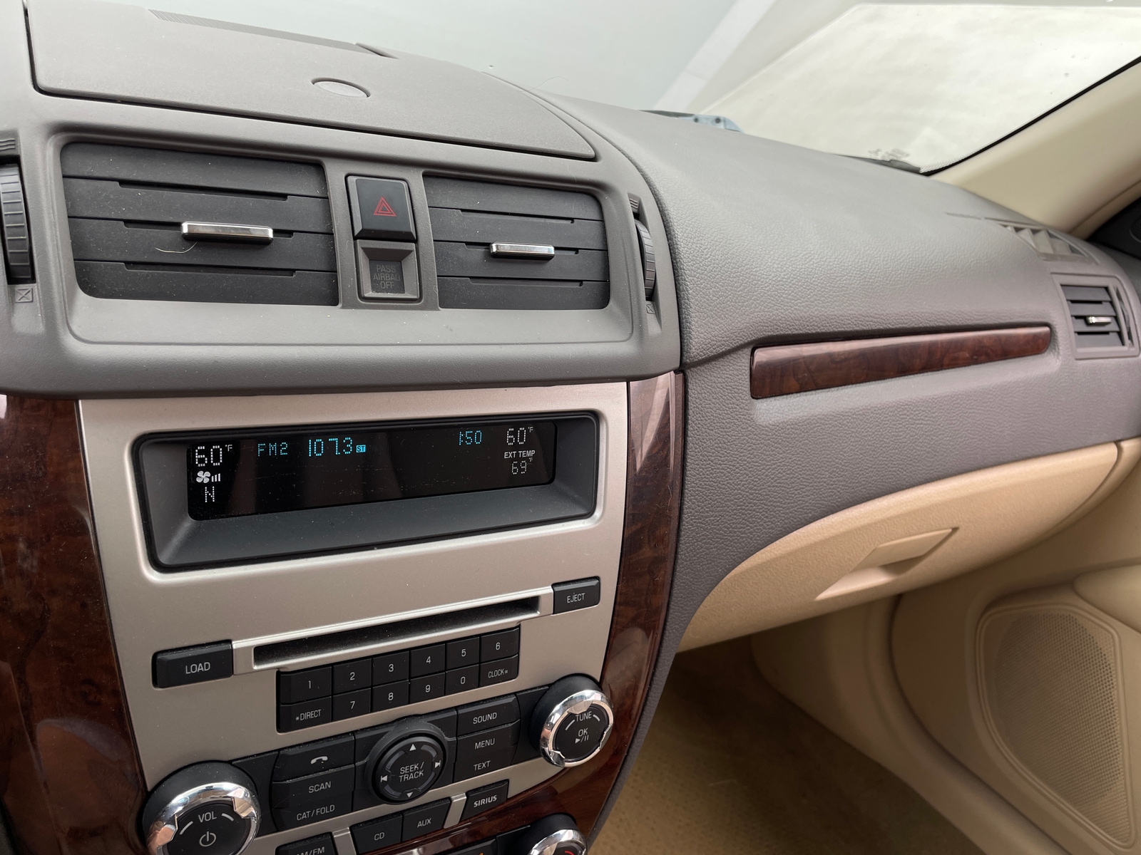 Thumbnail: 2012 Ford Fusion - 3