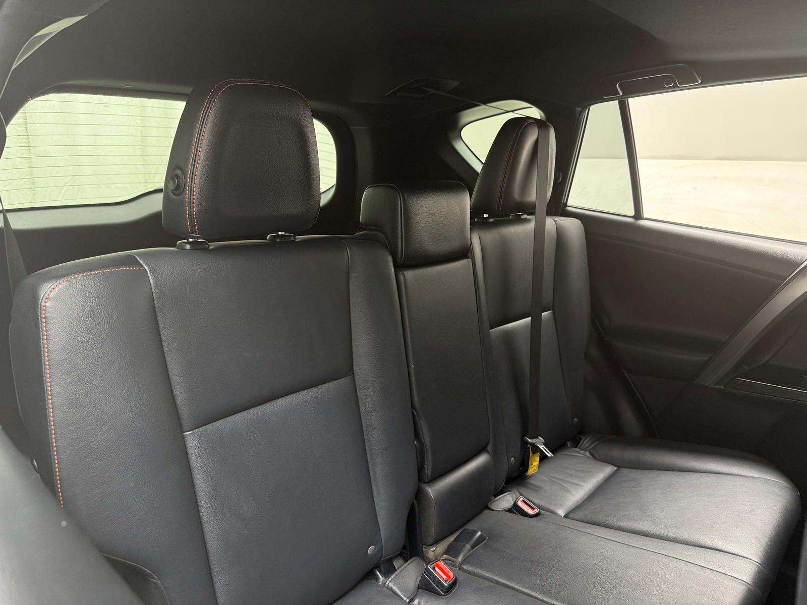 Thumbnail: 2017 Toyota RAV4 - 6