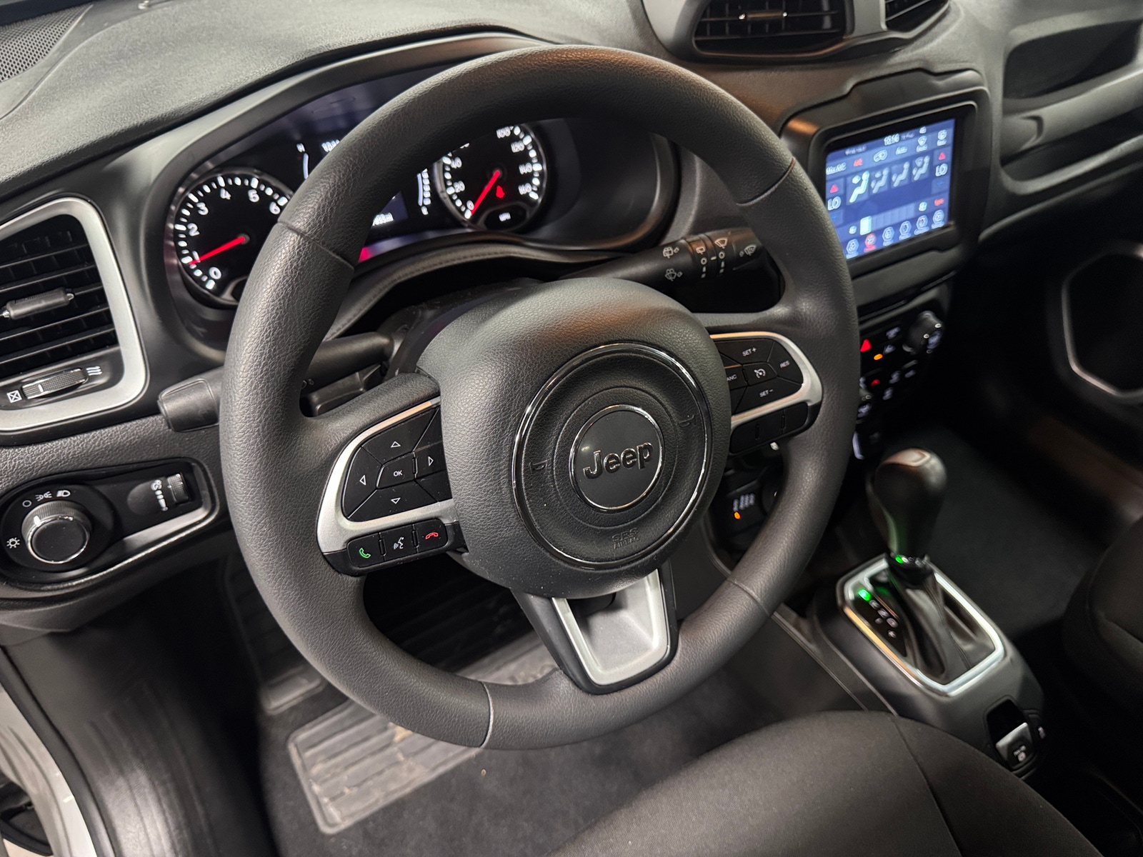 Thumbnail: 2021 Jeep Renegade - 5