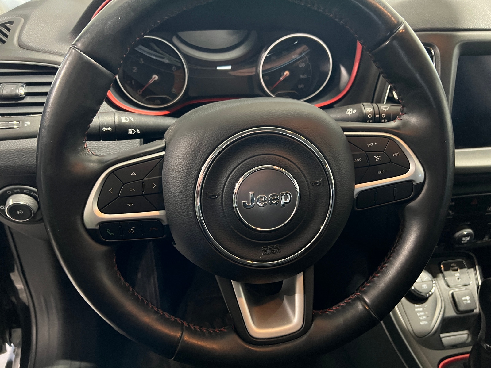 Thumbnail: 2017 Jeep Compass - 4