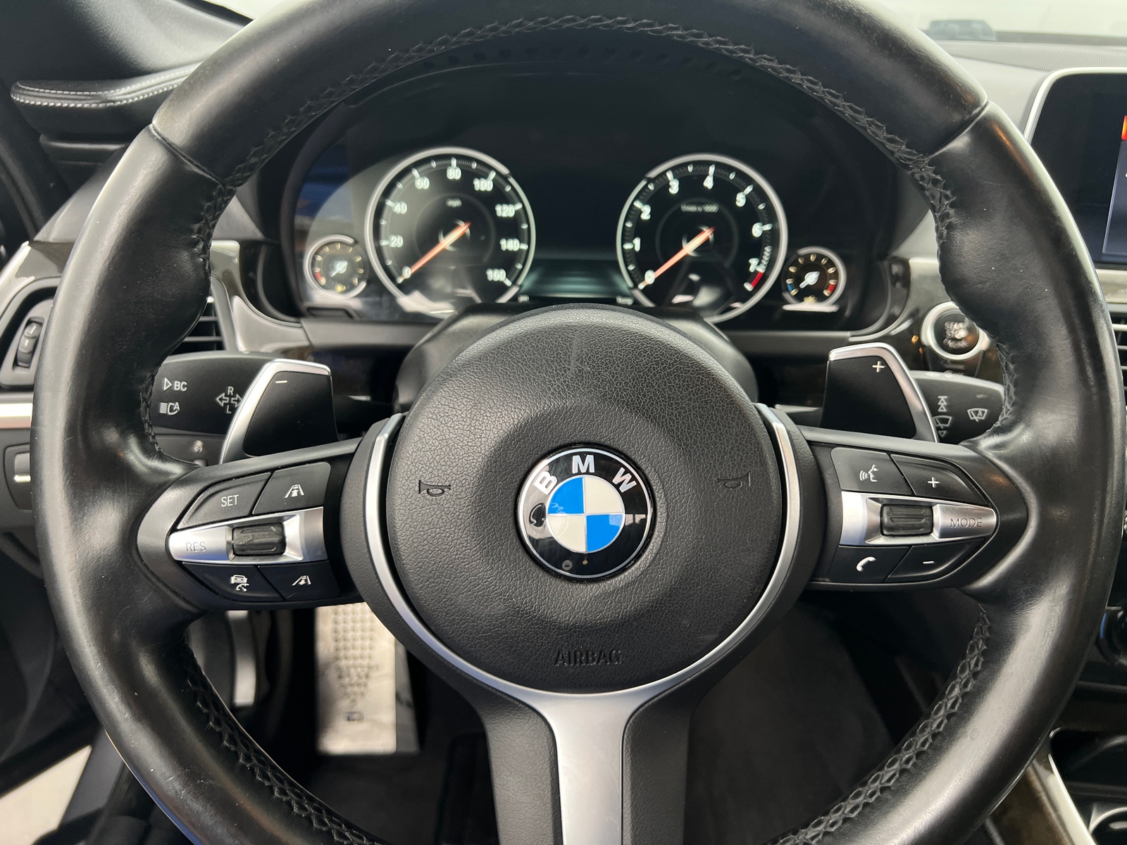 Thumbnail: 2018 BMW 6 Series - 4