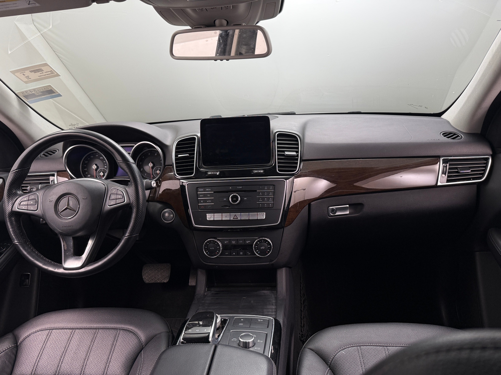 Thumbnail: 2016 Mercedes-Benz GLE - 2