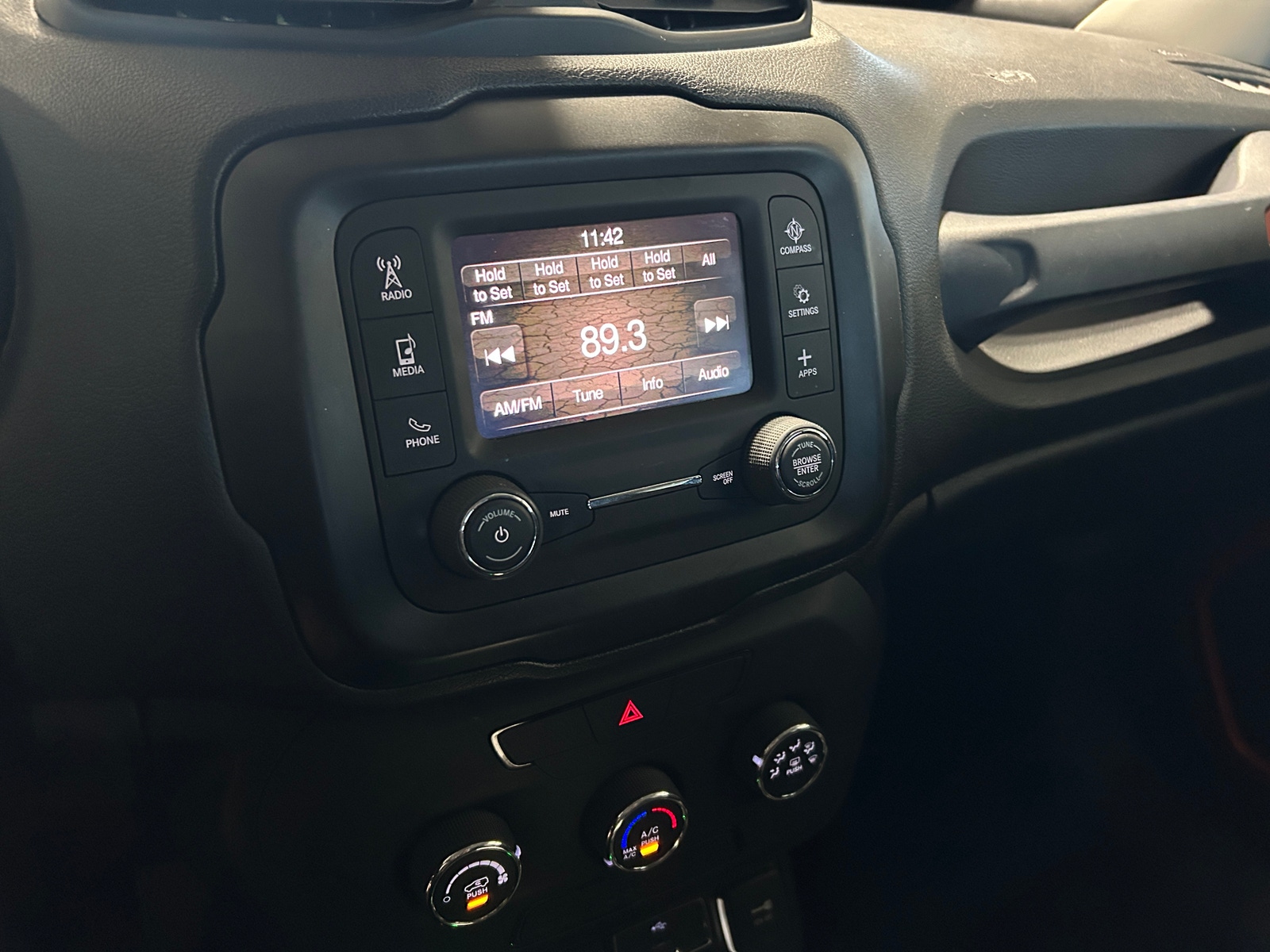 Thumbnail: 2018 Jeep Renegade - 4