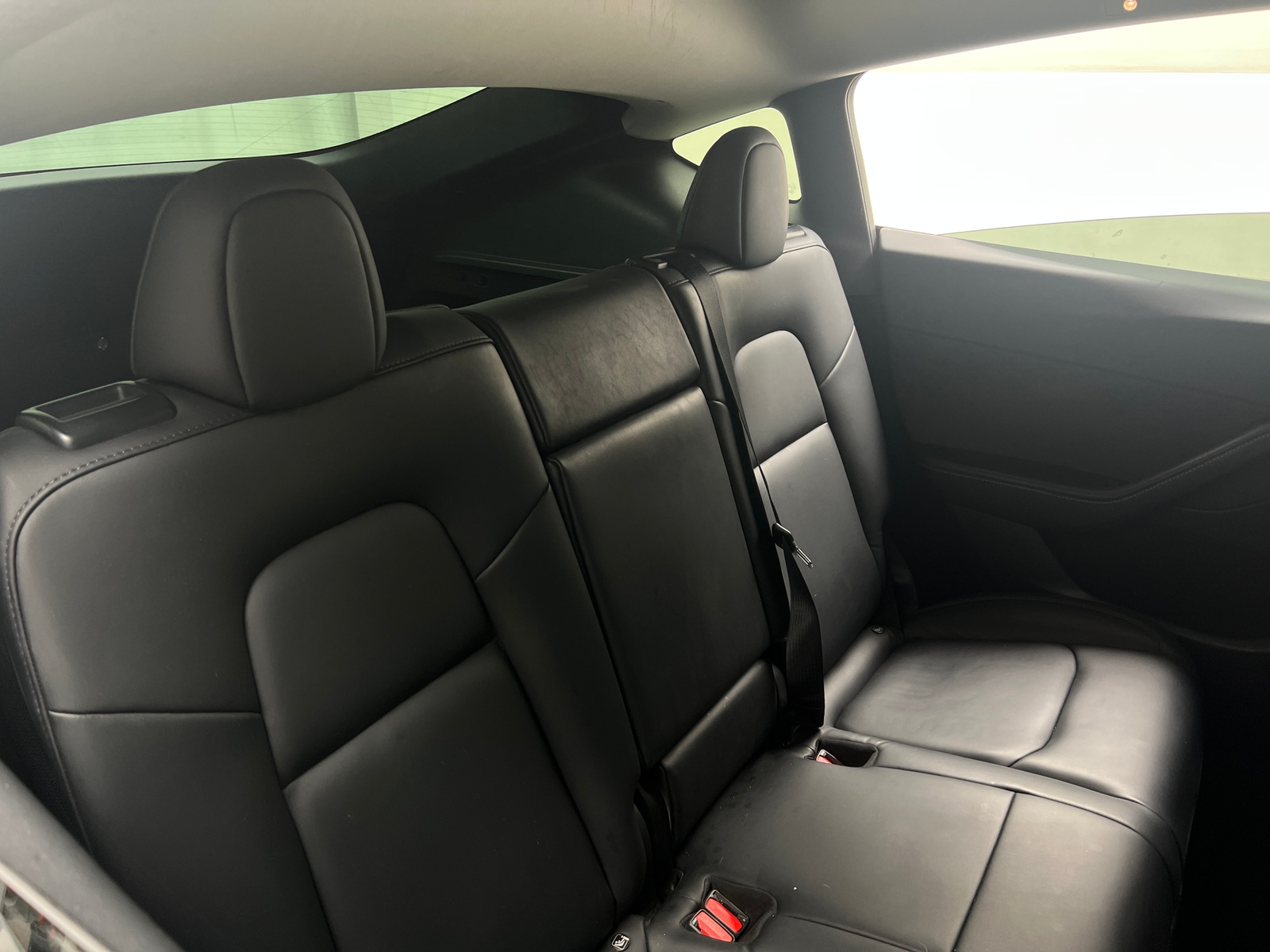 Thumbnail: 2022 Tesla Model Y - 4