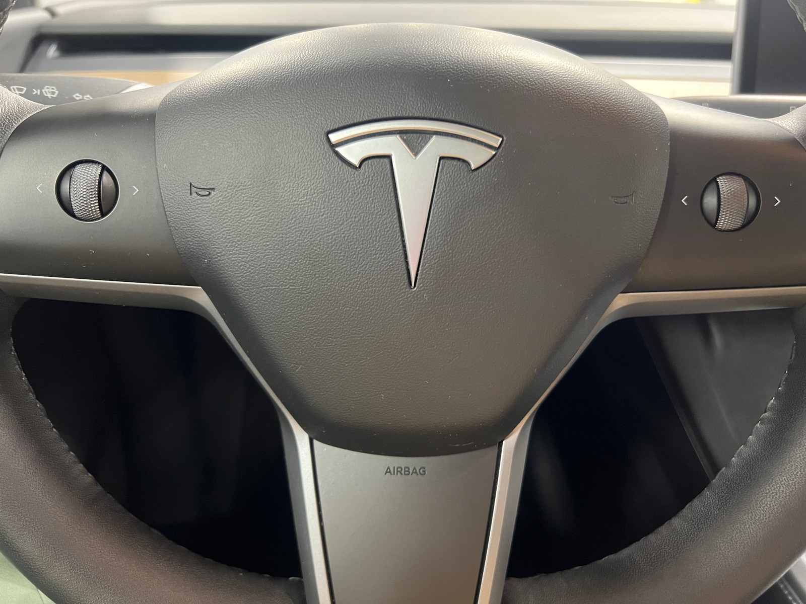 Thumbnail: 2022 Tesla Model Y - 3