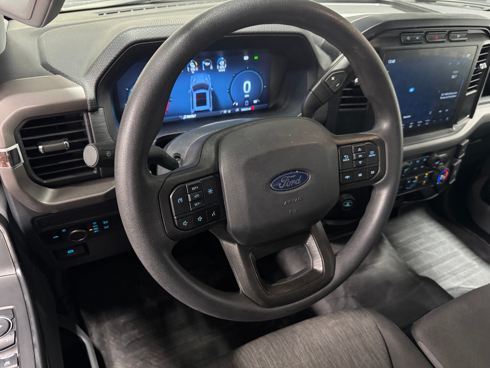 Thumbnail: 2024 Ford Econoline - 5