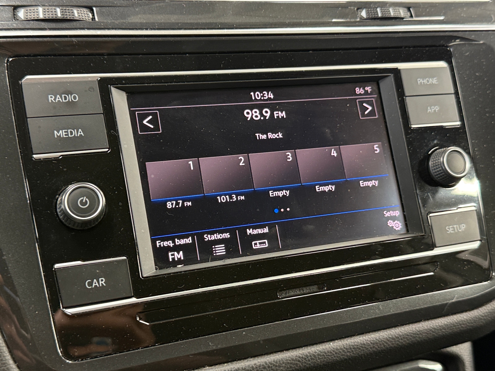 Thumbnail: 2019 Volkswagen Tiguan - 4