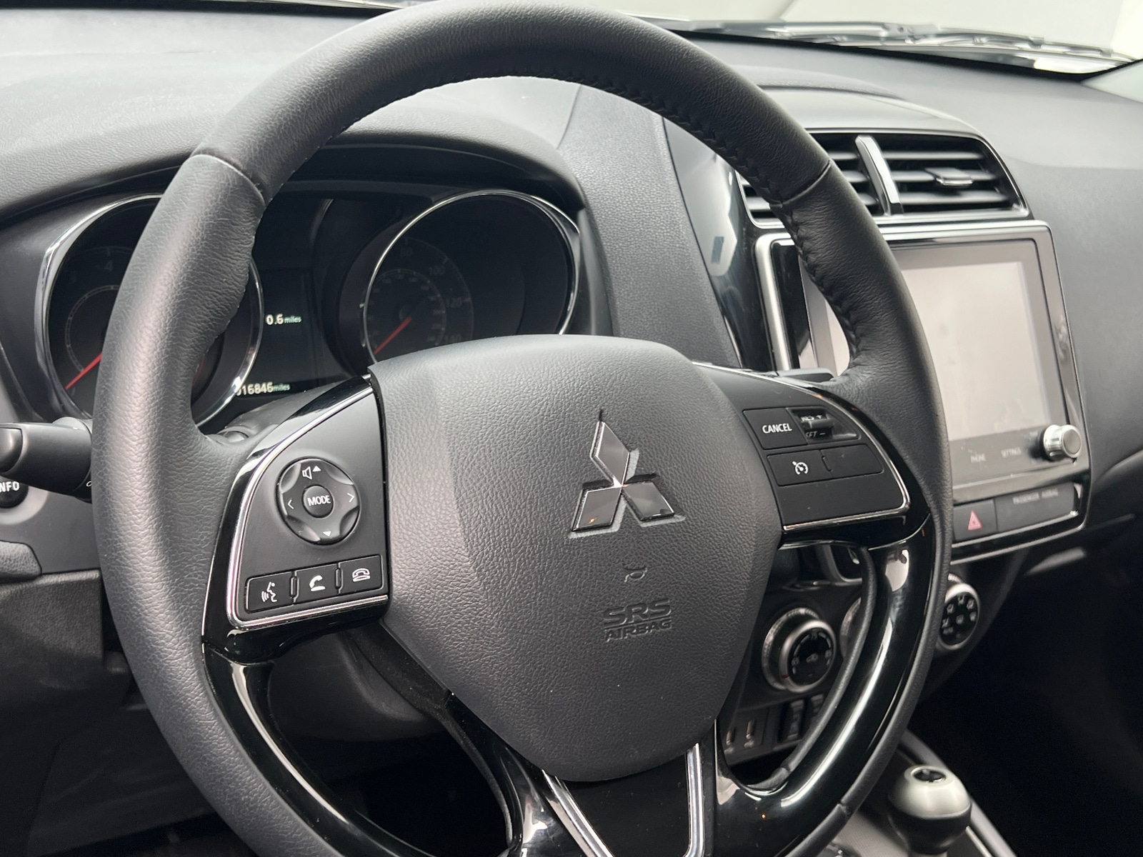 Thumbnail: 2023 Mitsubishi Outlander Sport - 5