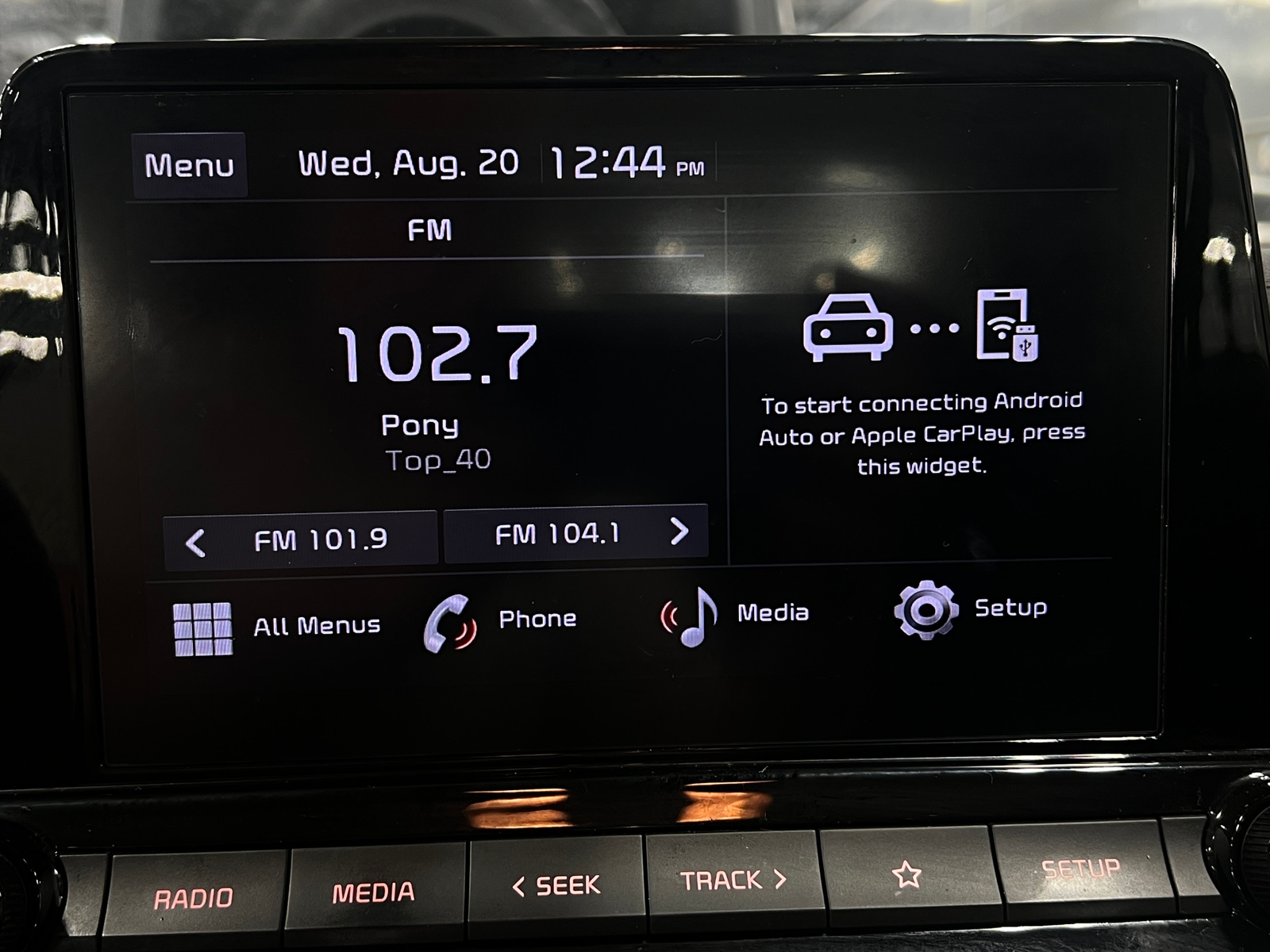 Thumbnail: 2022 Kia Forte - 4