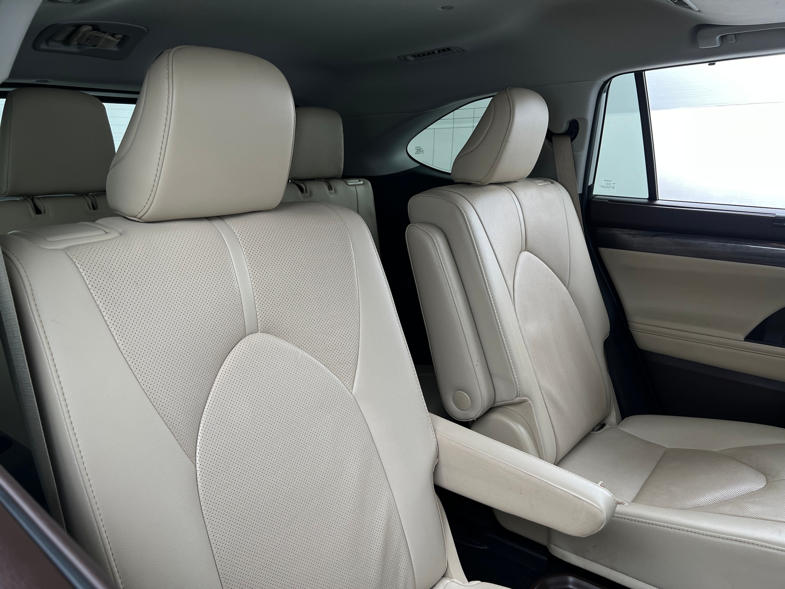 Thumbnail: 2021 Toyota Highlander - 5