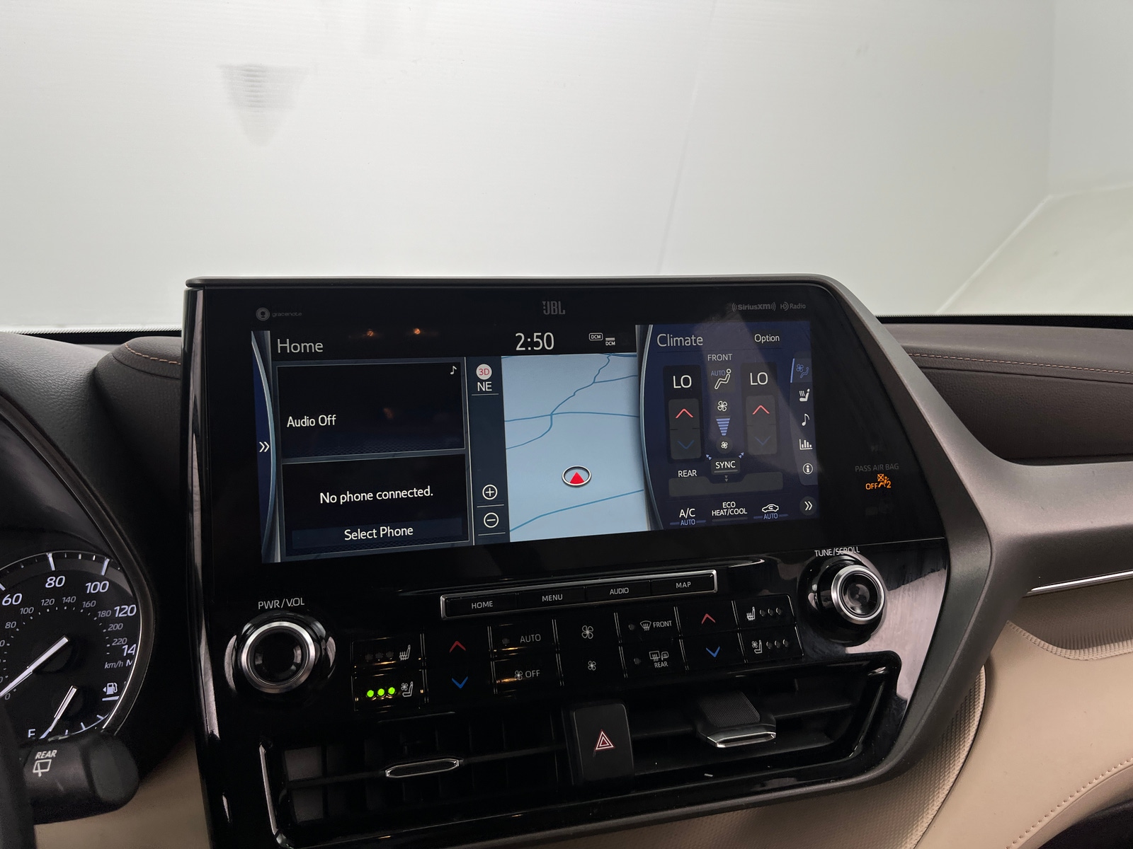 Thumbnail: 2021 Toyota Highlander - 3