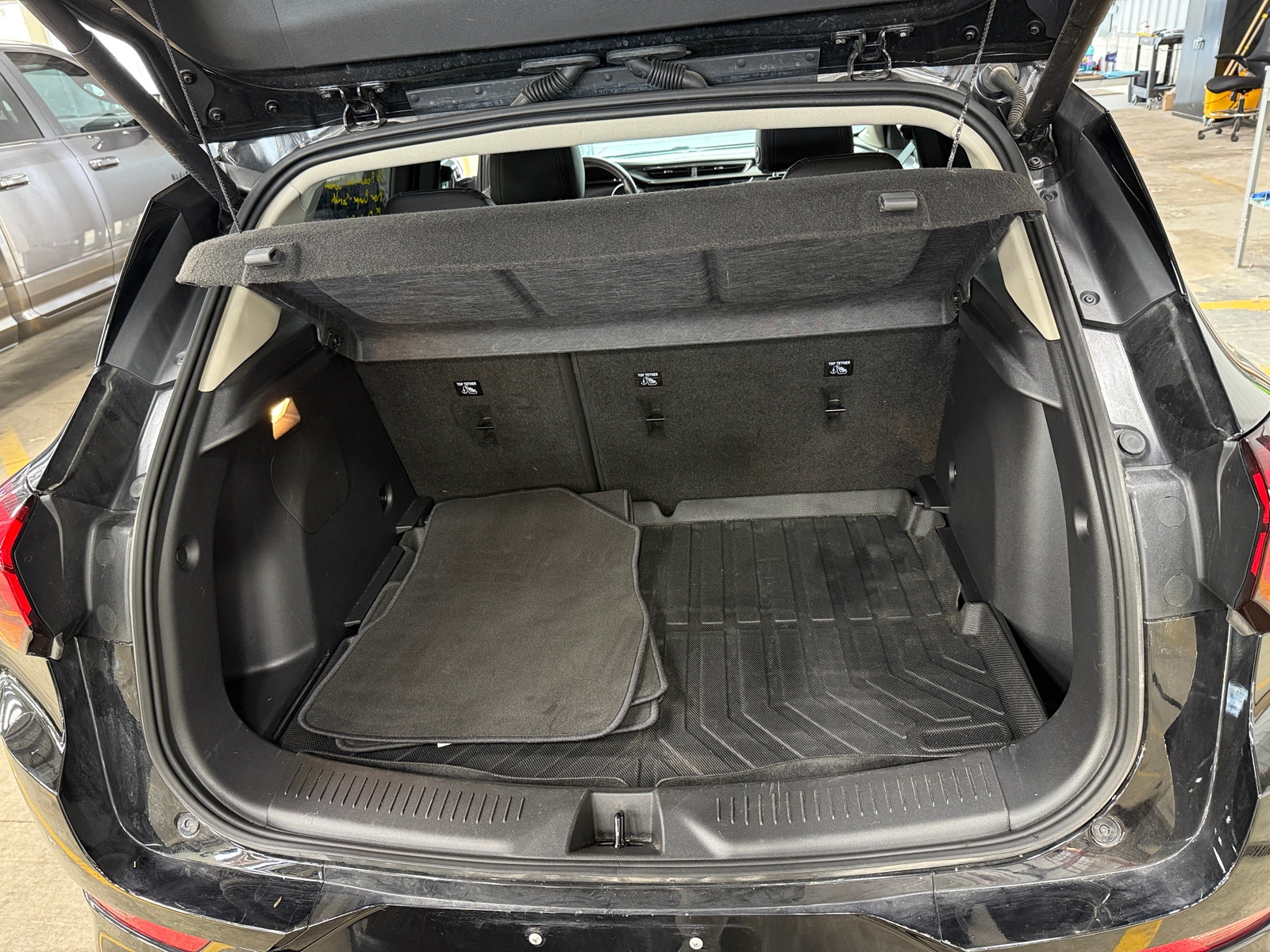 Thumbnail: 2023 Buick Encore GX - 6