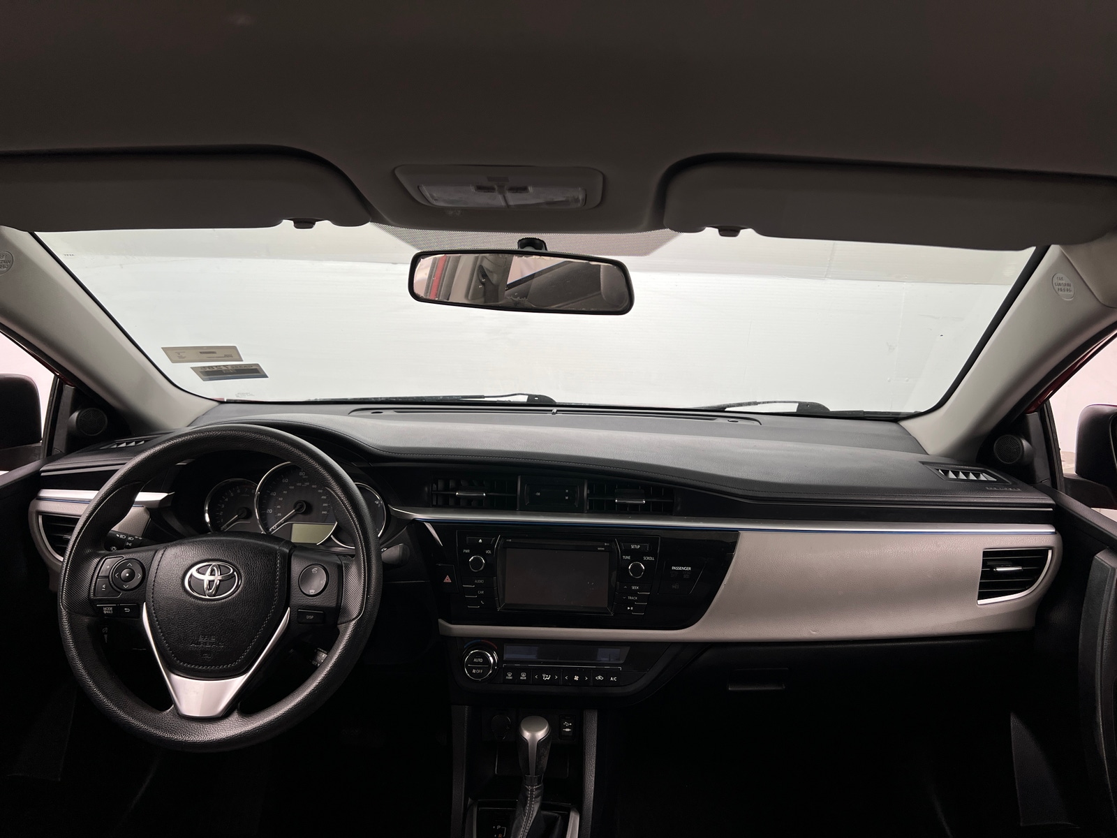 Thumbnail: 2014 Toyota Corolla - 3