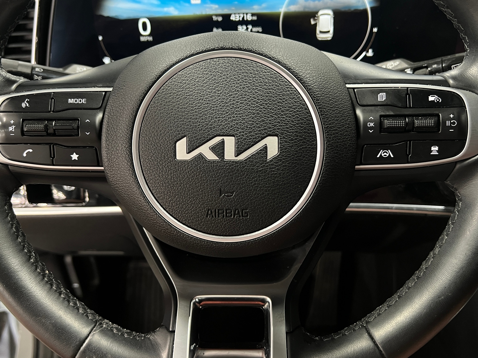 Thumbnail: 2023 Kia Sportage - 4