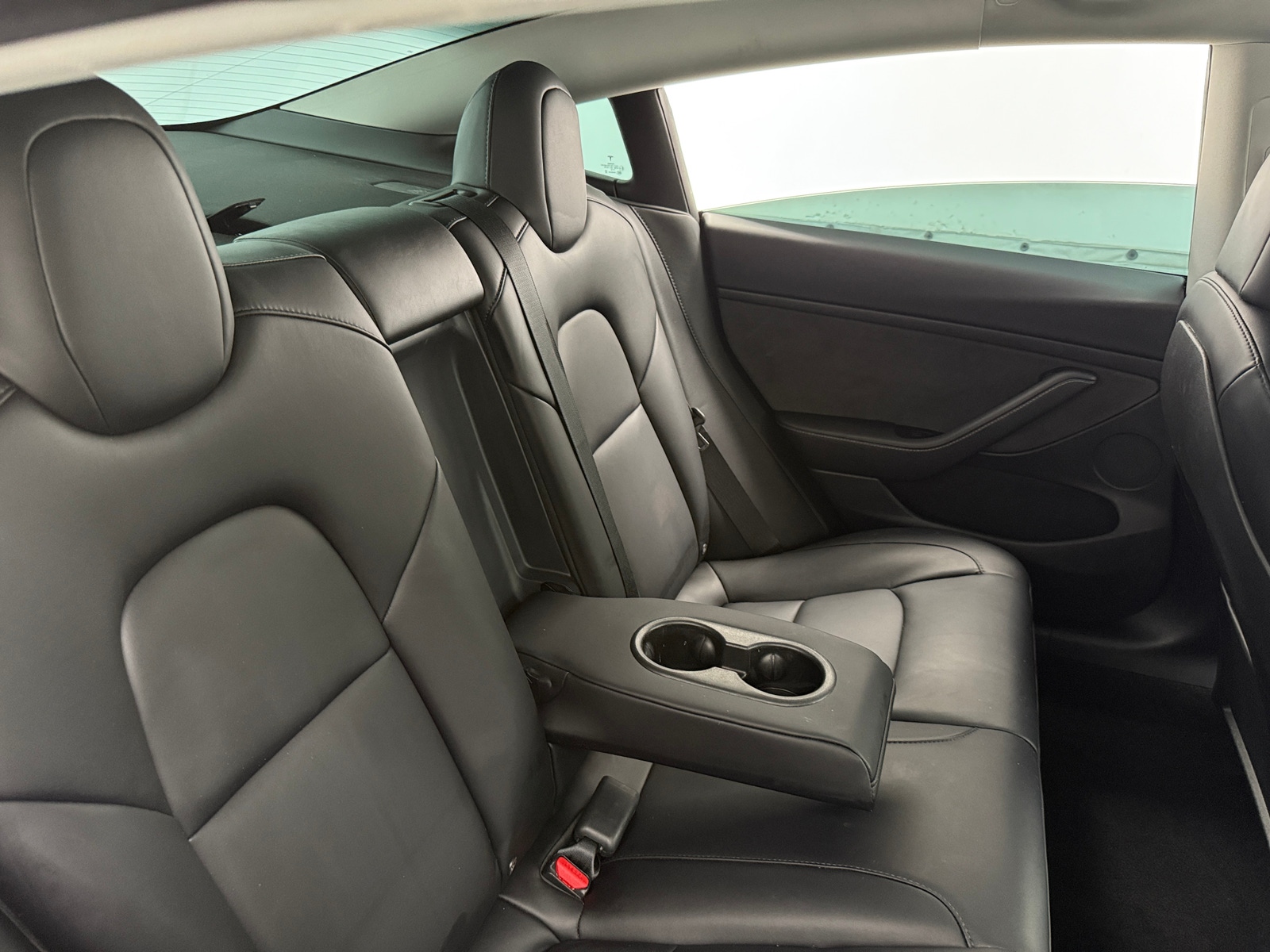 Thumbnail: 2022 Tesla Model 3 - 4