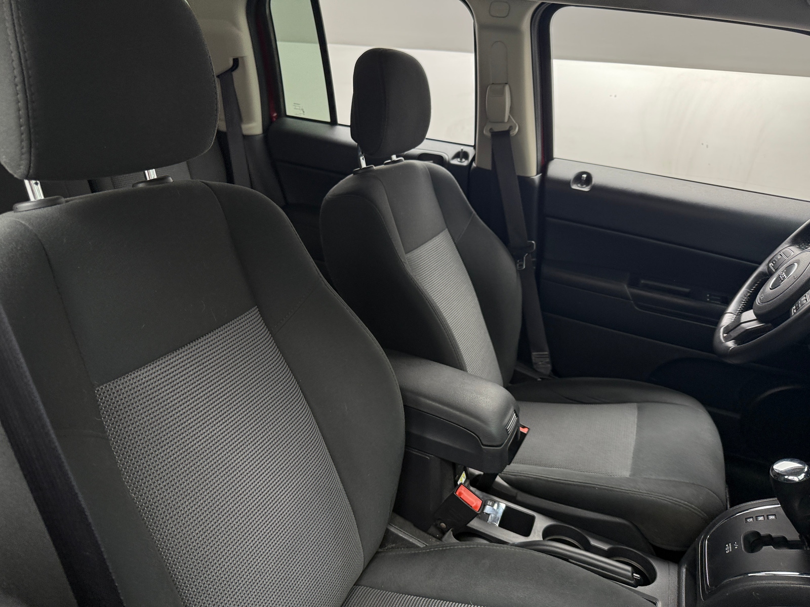 Thumbnail: 2016 Jeep Patriot - 2