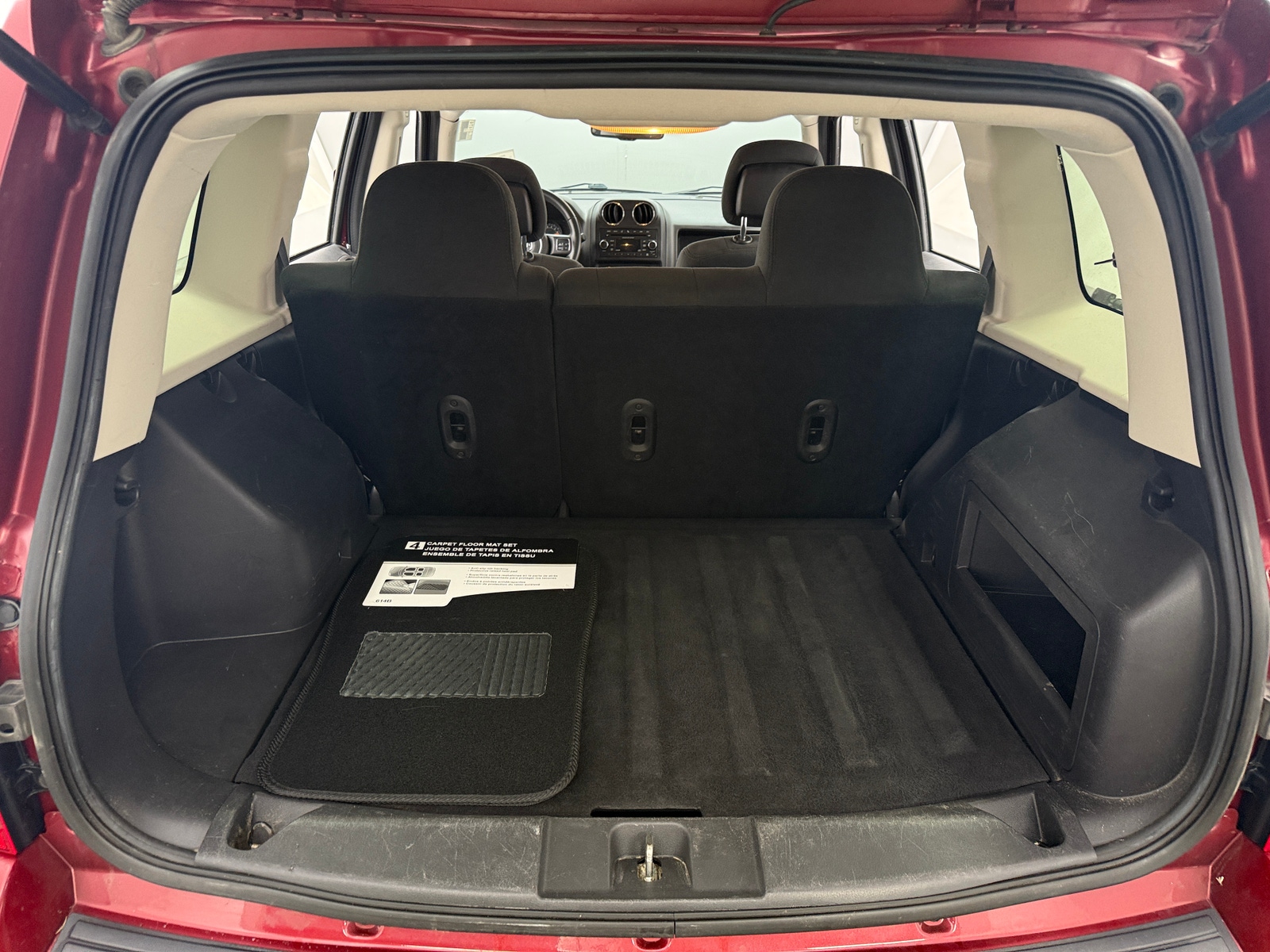 Thumbnail: 2016 Jeep Patriot - 7