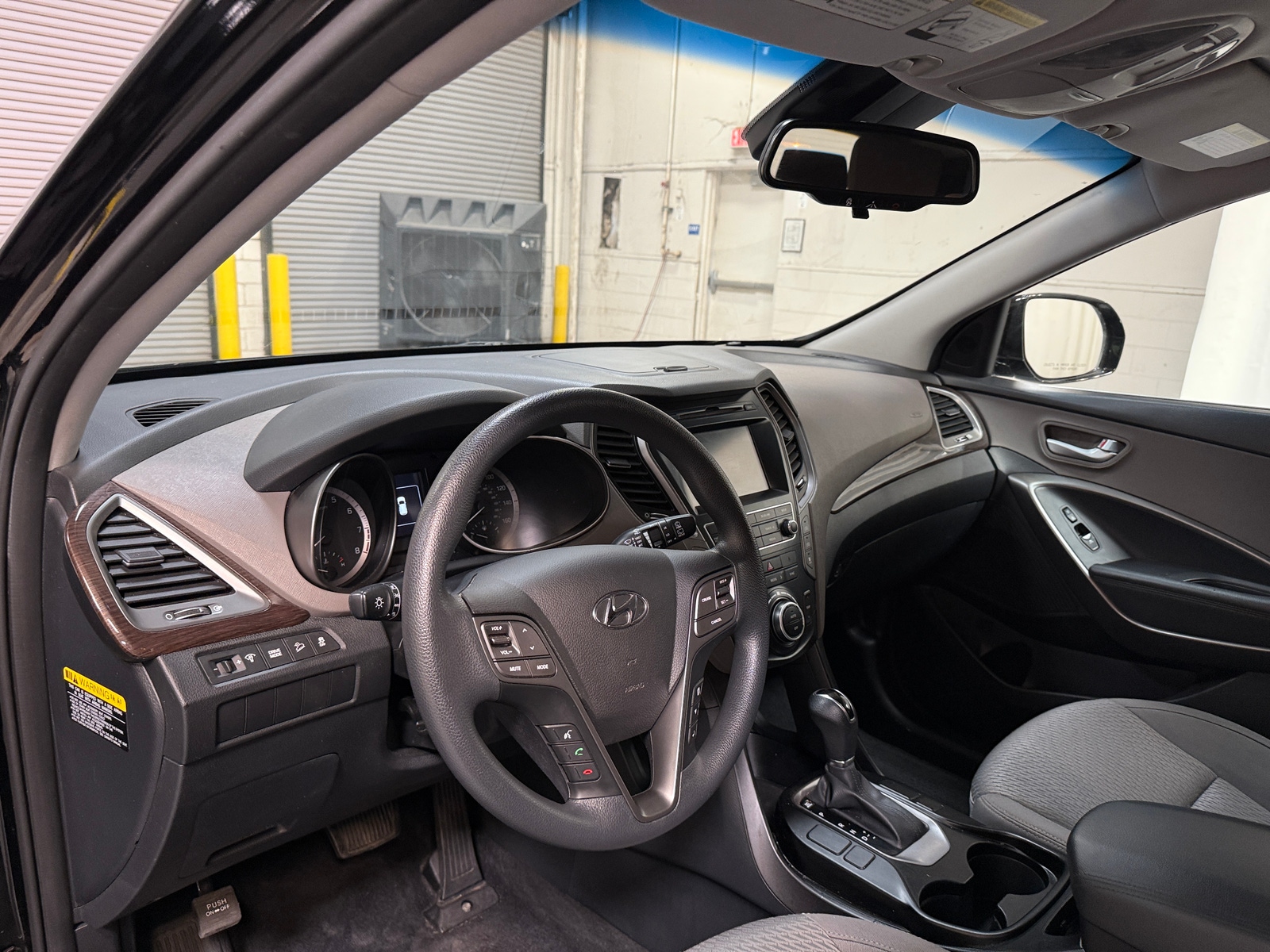 Thumbnail: 2018 Hyundai Santa Fe - 3