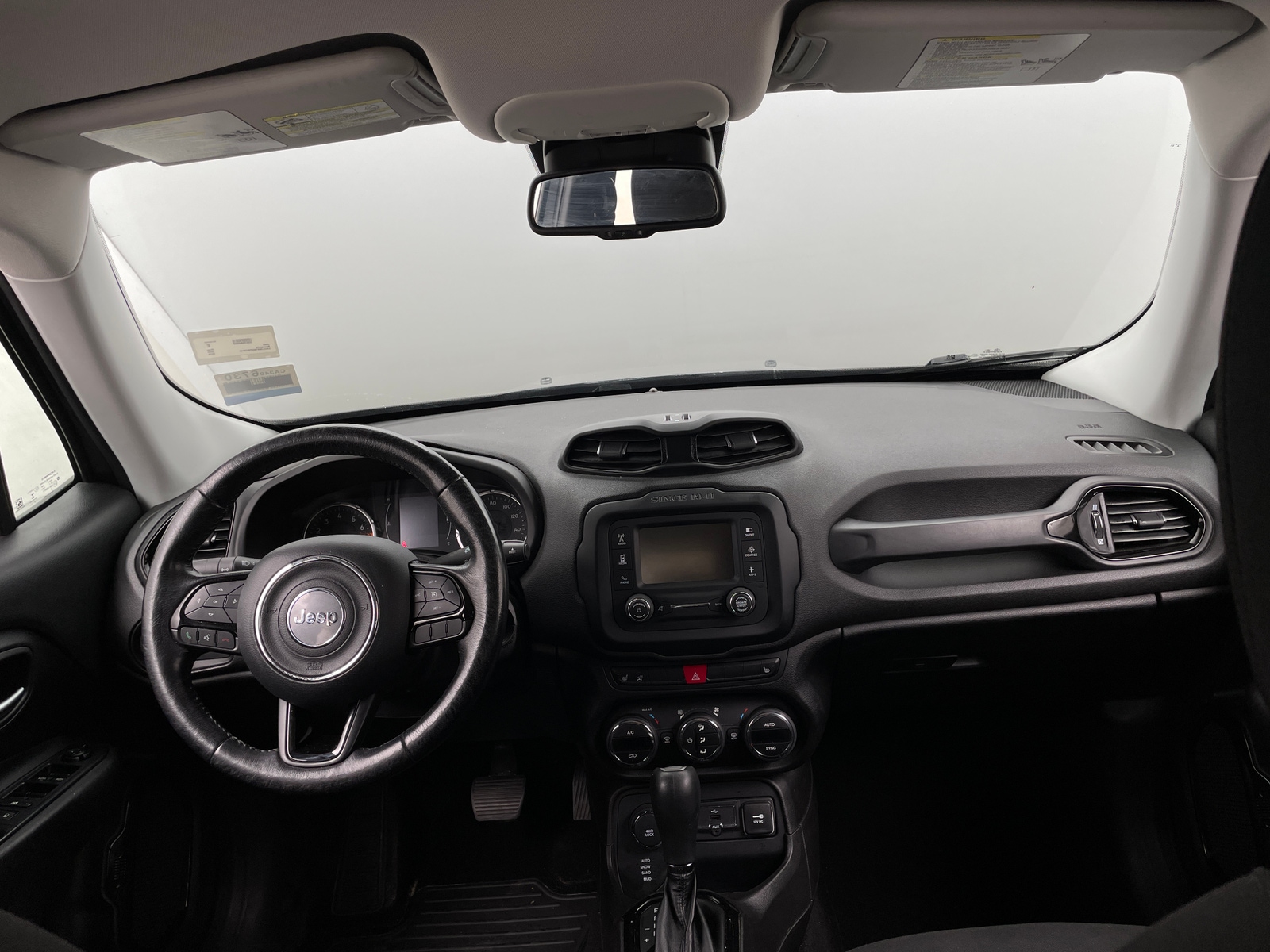 Thumbnail: 2016 Jeep Renegade - 3