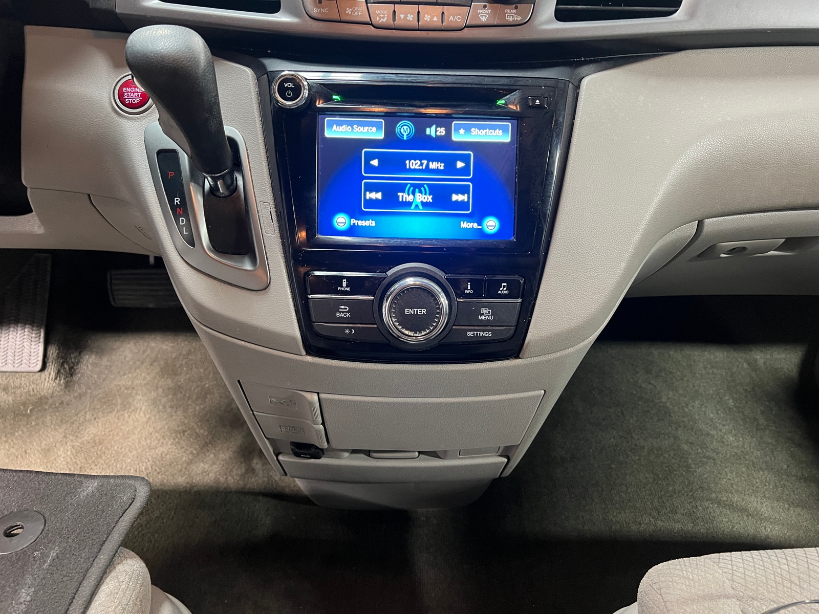 Thumbnail: 2014 Honda Odyssey - 4