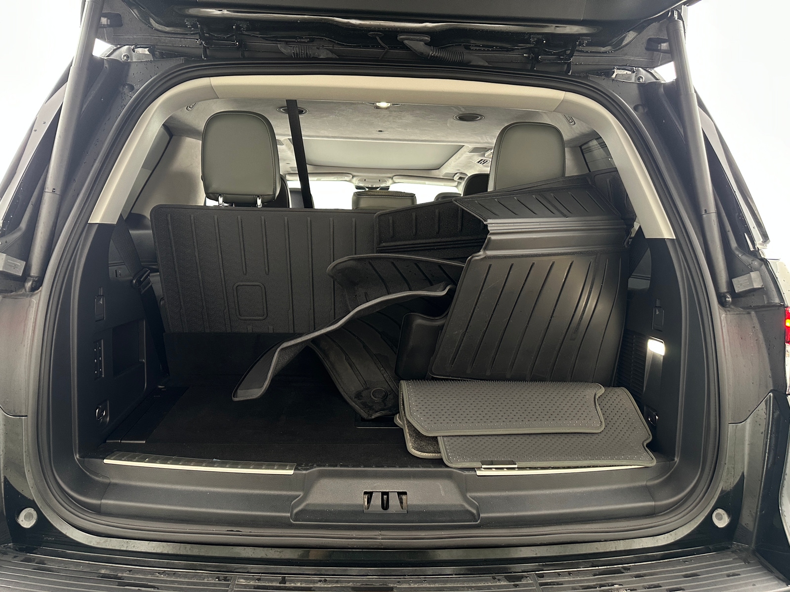 Thumbnail: 2024 Lincoln Navigator - 6