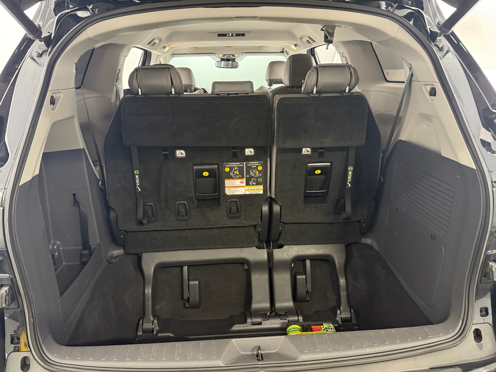 Thumbnail: 2021 Toyota Sienna - 6