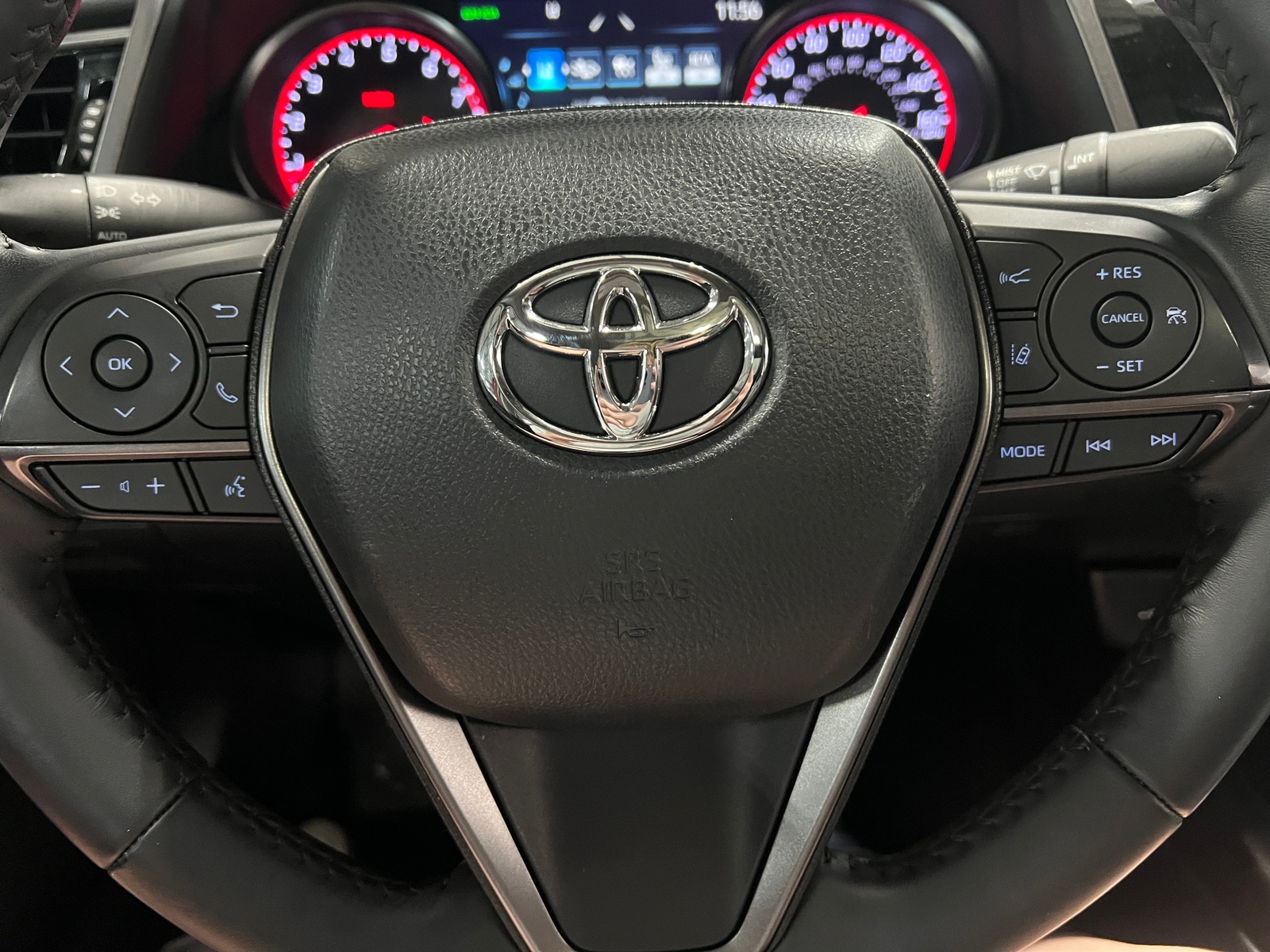 Thumbnail: 2022 Toyota Camry - 4