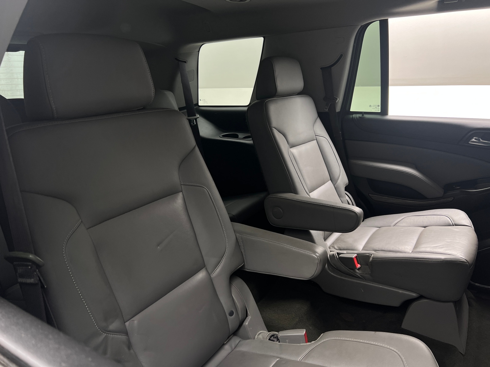 Thumbnail: 2017 Chevrolet Tahoe - 5